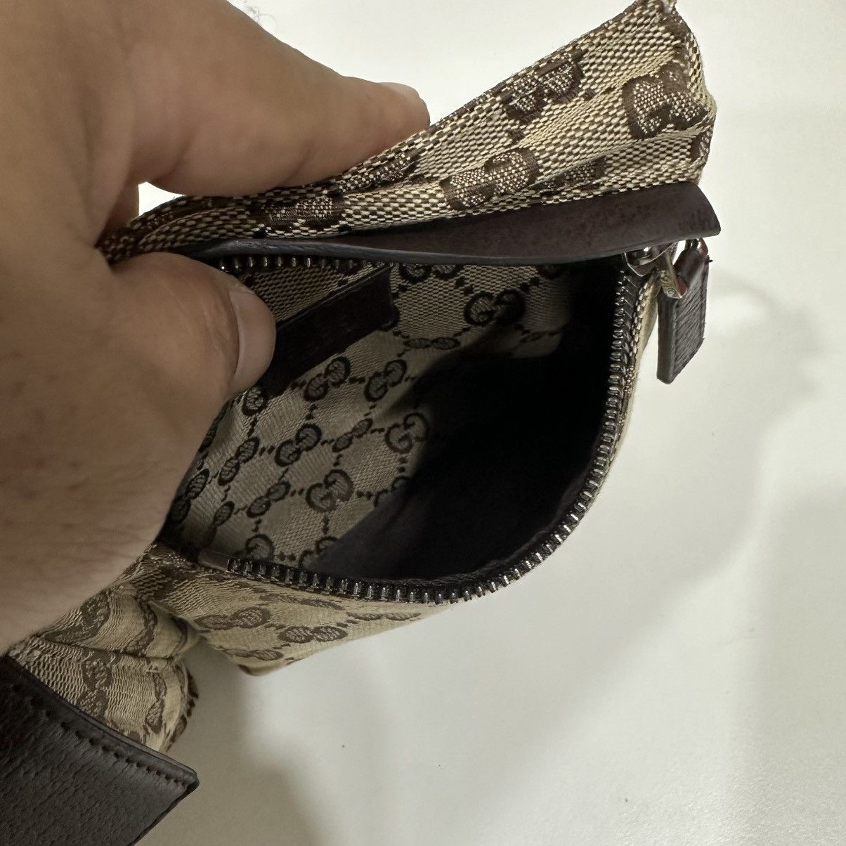 Gucci GUCCI GG CANVAS DOUBLE POCKET FANNY PACK BUMBAG 26 Size ONE SIZE - 12 Thumbnail