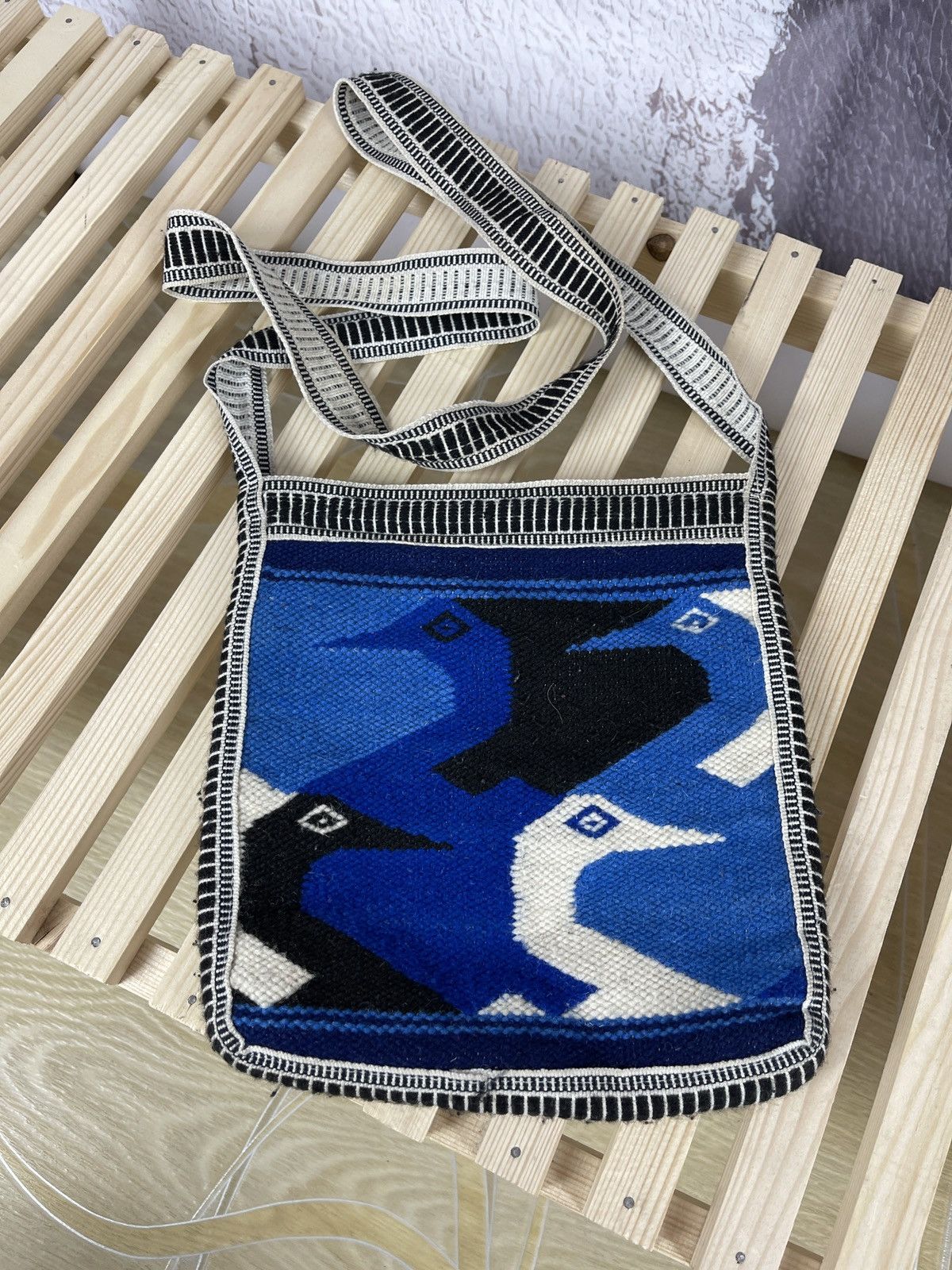 Other Vintage Woven Wool Animal Crossbody Souvenir Shoulder Bag Size ONE SIZE - 1 Thumbnail