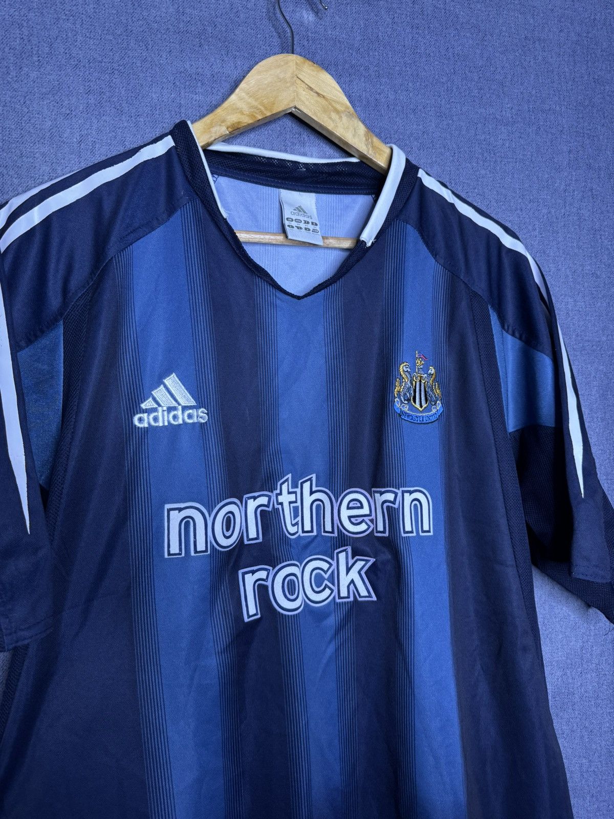 Adidas Vintage Adidas New Castle United Jersey 2004/2005 Away Retro Size US XL / EU 56 / 4 - 3 Thumbnail