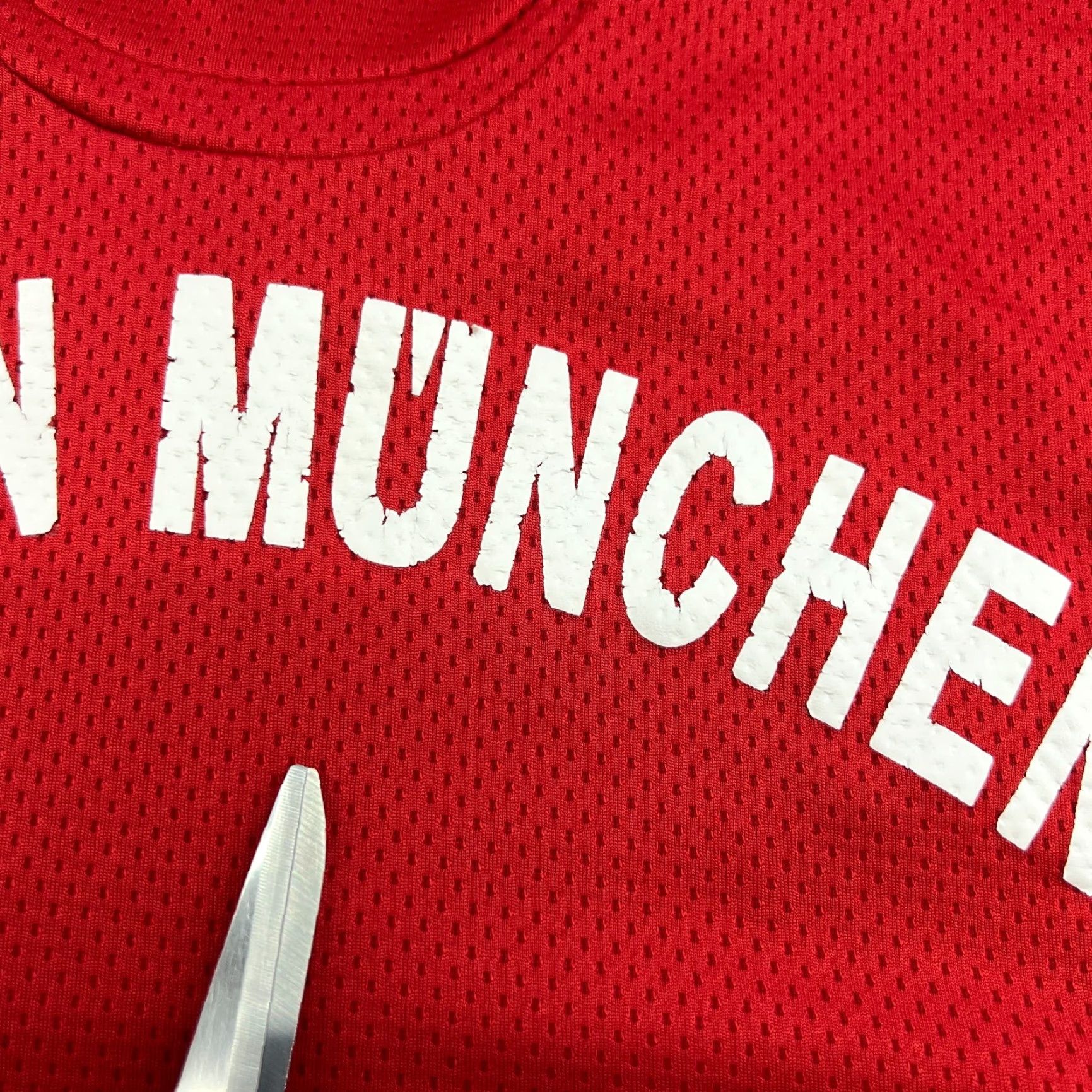 Adidas adidas Bayern Munich 2009 2010 Home Football Jersey Mens XL Red Shirt Size US XL / EU 56 / 4 - 6 Thumbnail