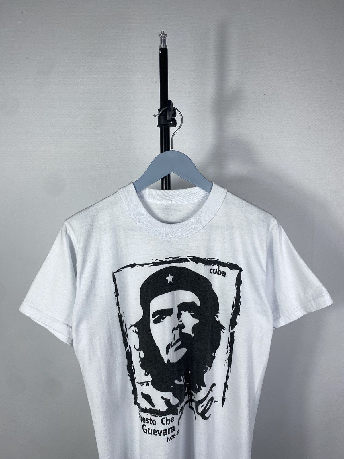 Band Tees × Vintage 00’s Vintage Cuba Che Guevara T Shirt Band Archival Tee Size US S / EU 44-46 / 1 - 4 Thumbnail