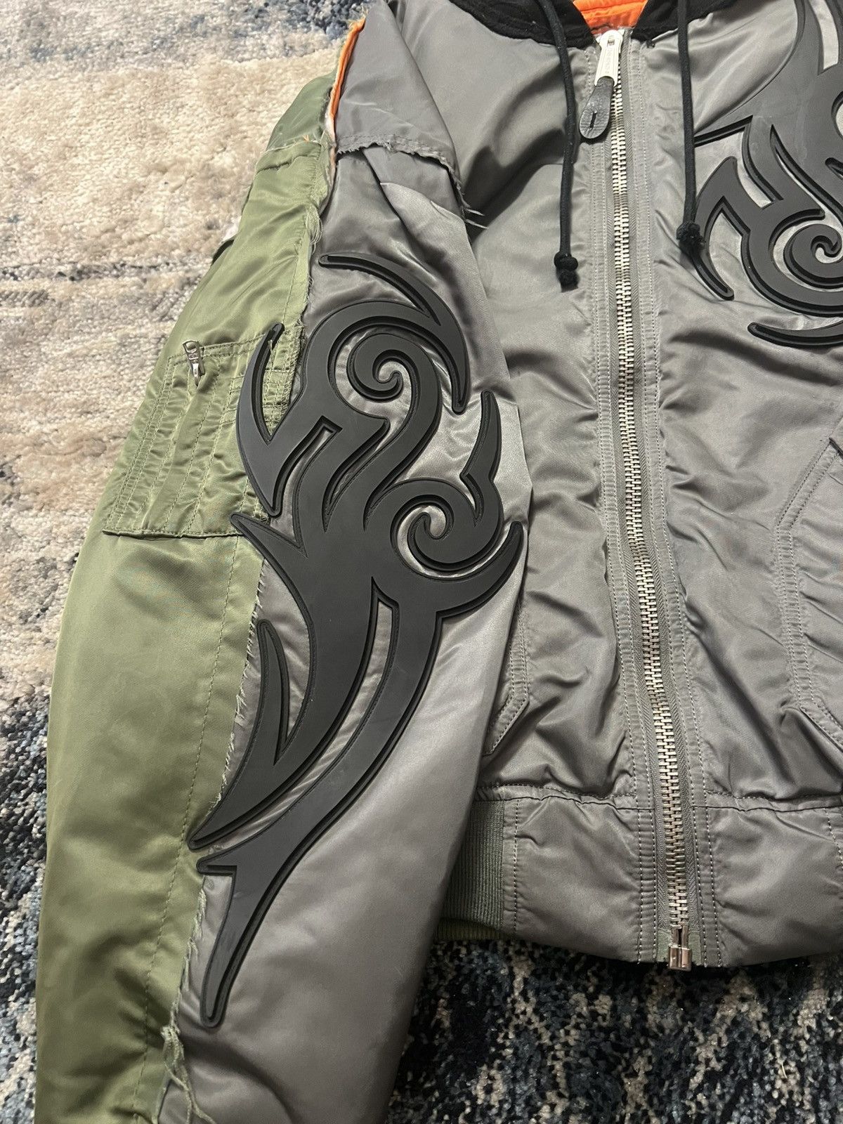 Alpha Industries × Vetements Vetements Alpha Industries AW19 Tribal Bomber Jacket Size US XS / EU 42 / 0 - 4 Thumbnail