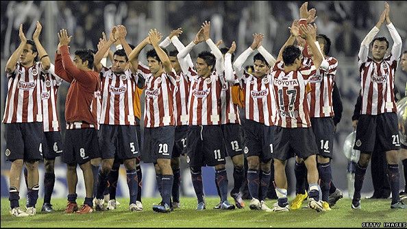 Reebok Vintage 2010 Chivas De Guadalajara Jersey Size US L / EU 52-54 / 3 - 16 Thumbnail