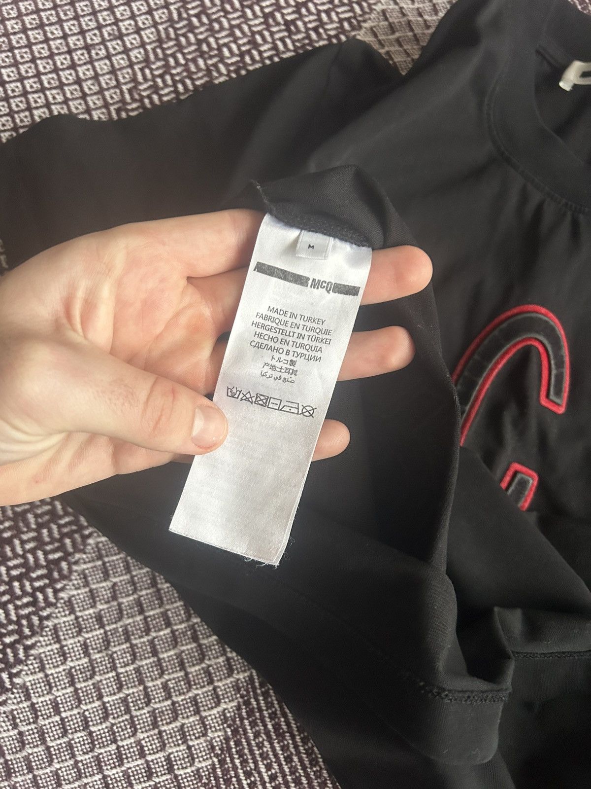 MCQ MCQ Big Logo T-shirt Streetwear Style Unisex Size Medium Size US M / EU 48-50 / 2 - 7 Thumbnail