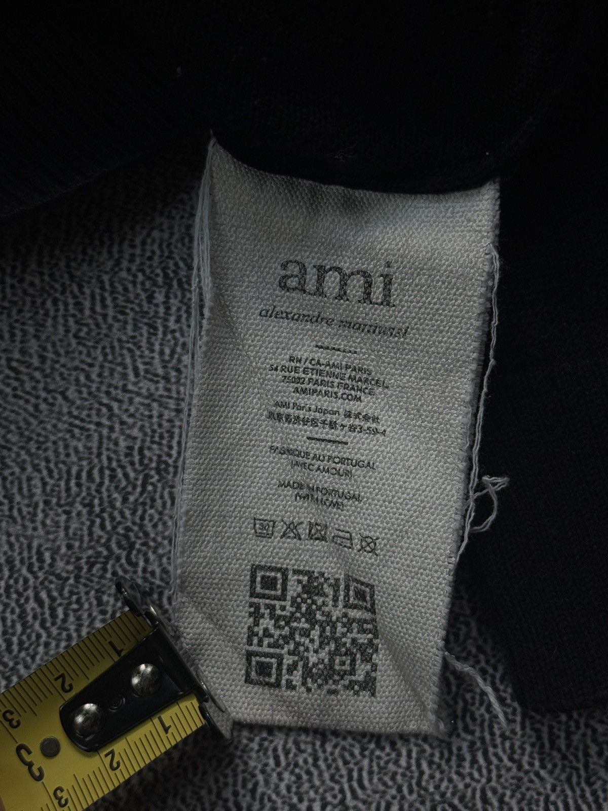 AMI AMI Embroidered Heart Sweater – Size M, Cozy & Stylish Size US M / EU 48-50 / 2 - 9 Thumbnail