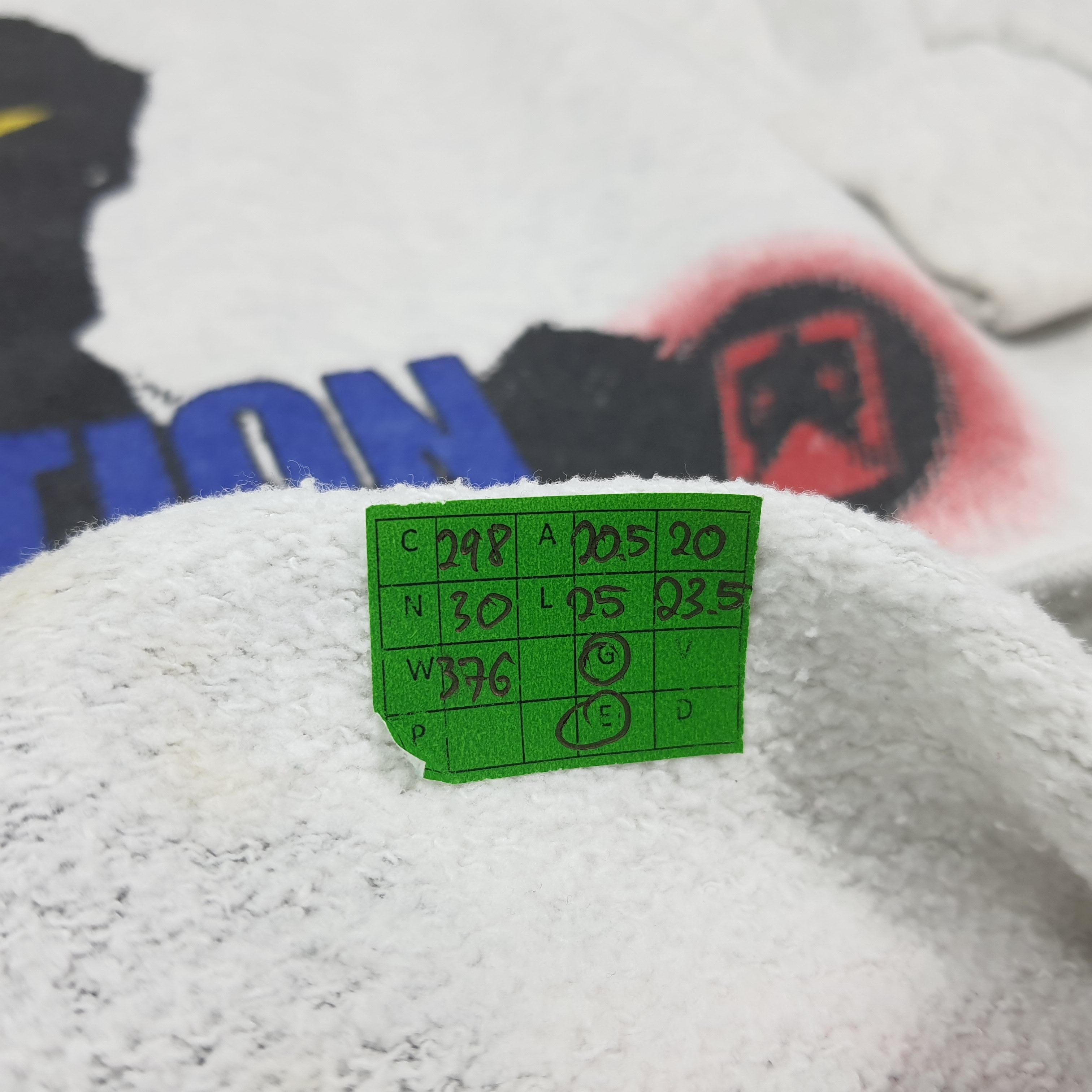 Vintage Vintage 1994 Demolition Man Movie Sweatshirt C298N30 Size US S / EU 44-46 / 1 - 9 Thumbnail