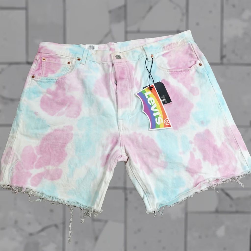 Levi's VINTAGE Levi's Shorts Mens 38 White Blue Denim 501 '93 Tie Dye Pride Premium NEW READ Size US 38 / EU 54 - 1 Thumbnail