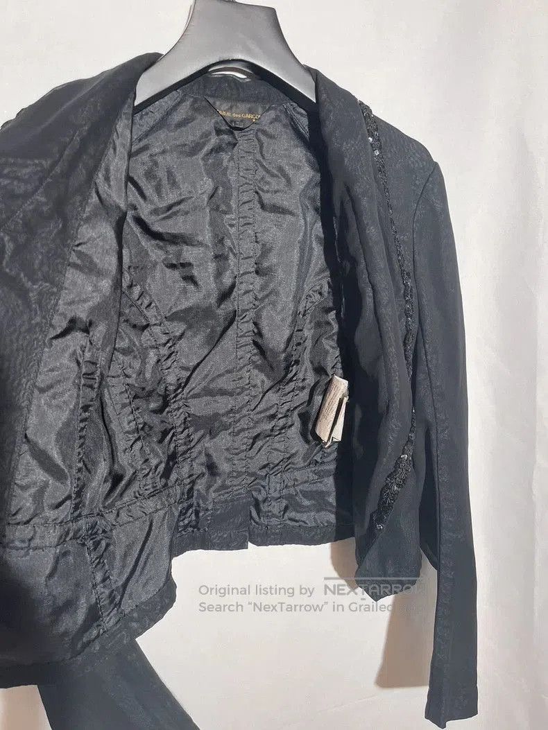 Comme des Garcons cdg 2005 black blazer with sequin detail. Size US S / EU 44-46 / 1 - 4 Thumbnail