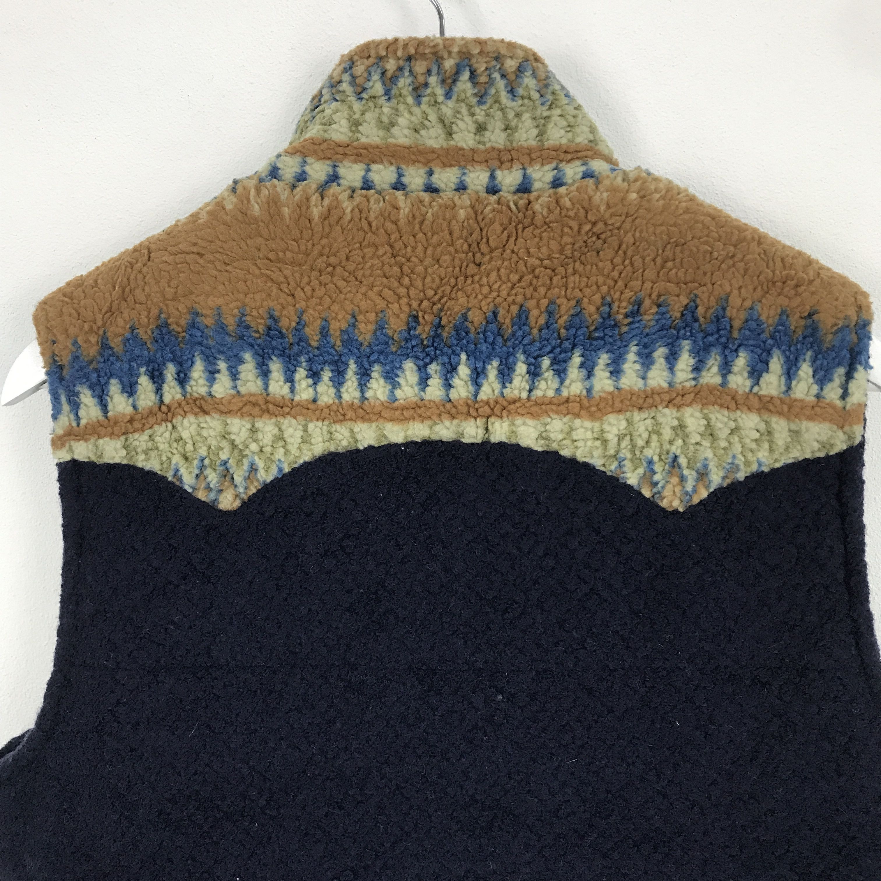 Japanese Brand Rare titicaca vest Size US L / EU 52-54 / 3 - 7 Thumbnail