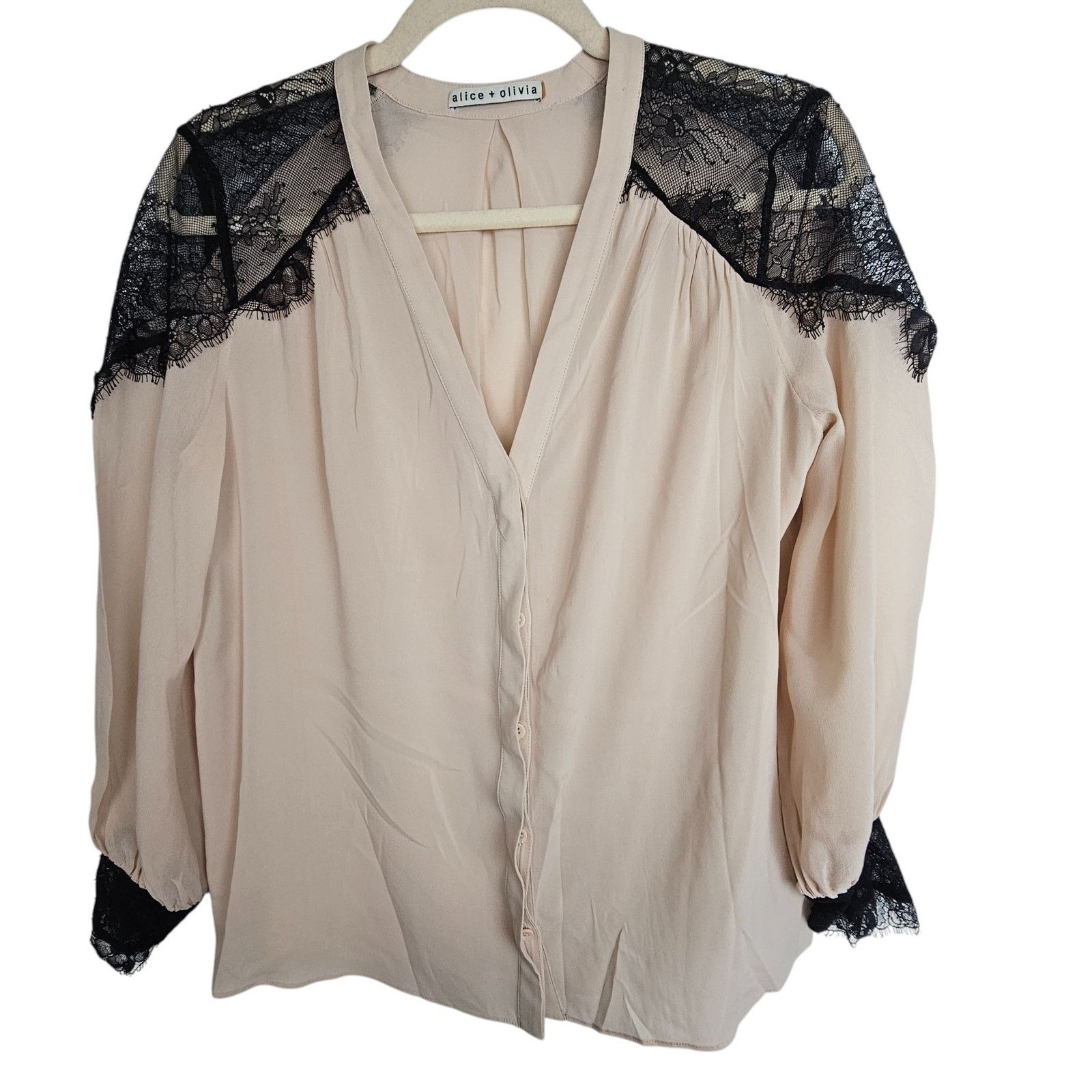 Alice + Olivia Alice + Olivia Sofia Silk Blouse Lace Fairycore Quiet Luxury Size M / US 6-8 / IT 42-44 - 1 Thumbnail