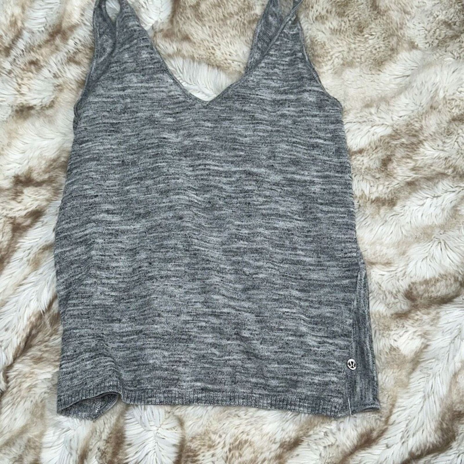 Lululemon Lululemon Knit Open Back Tank Top | Sz 4 (NO SIZE TAG) Size S / US 4 / IT 40 - 2 Thumbnail