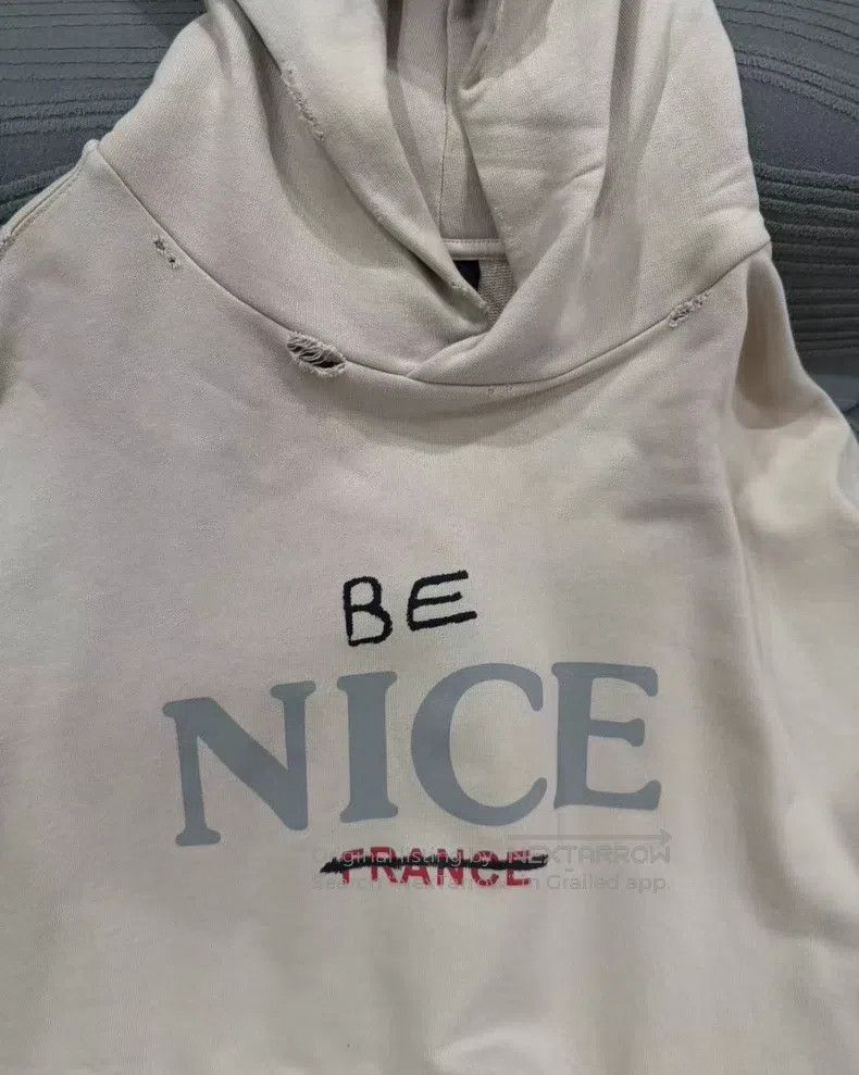 Balenciaga Balenciaga Sweatshirt Size US S / EU 44-46 / 1 - 2 Thumbnail