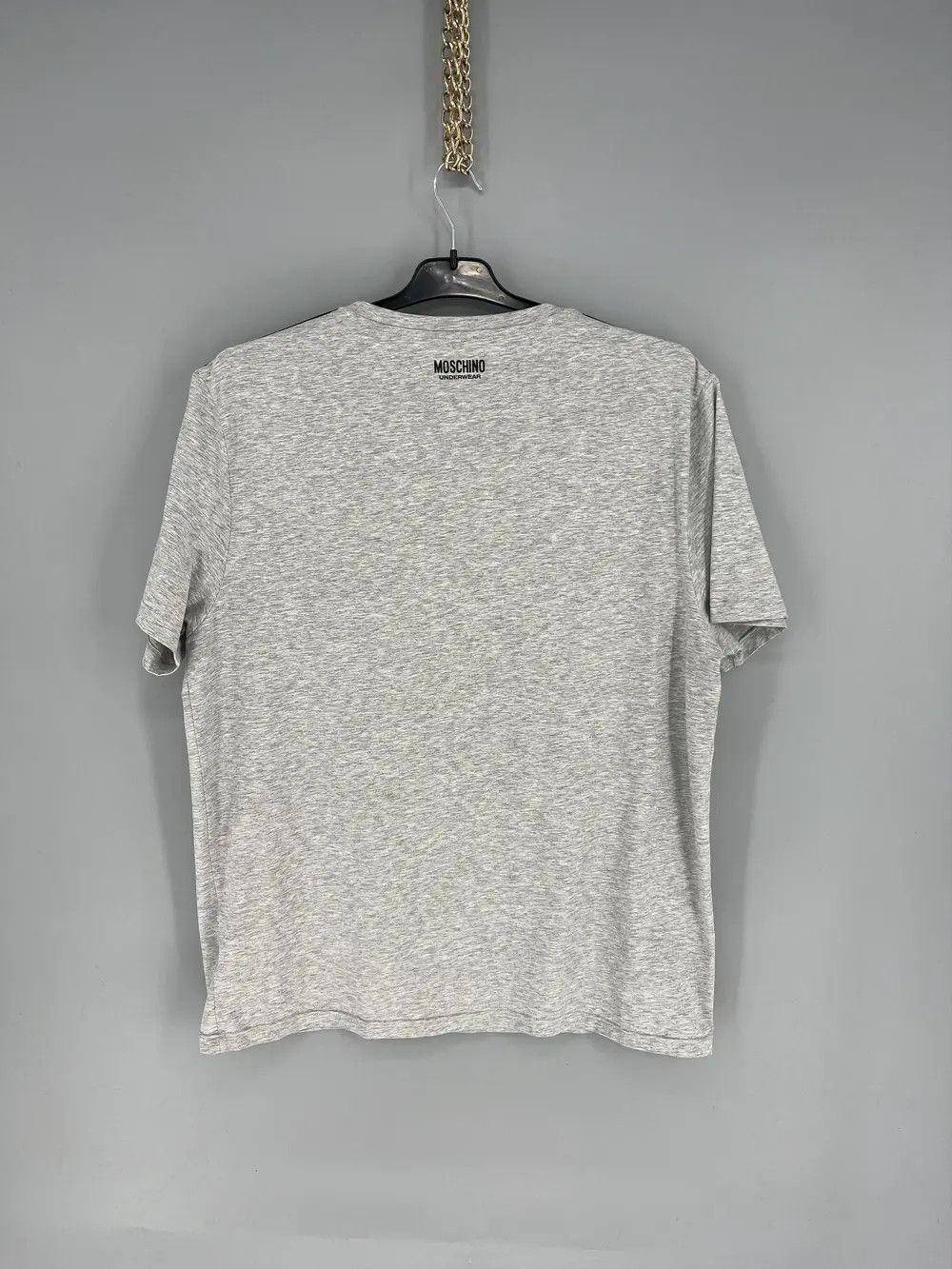 Designer Vintage Y2K Moschino Blank Tee Shirt Mini logo luxury SizeXL Size US L / EU 52-54 / 3 - 10 Thumbnail