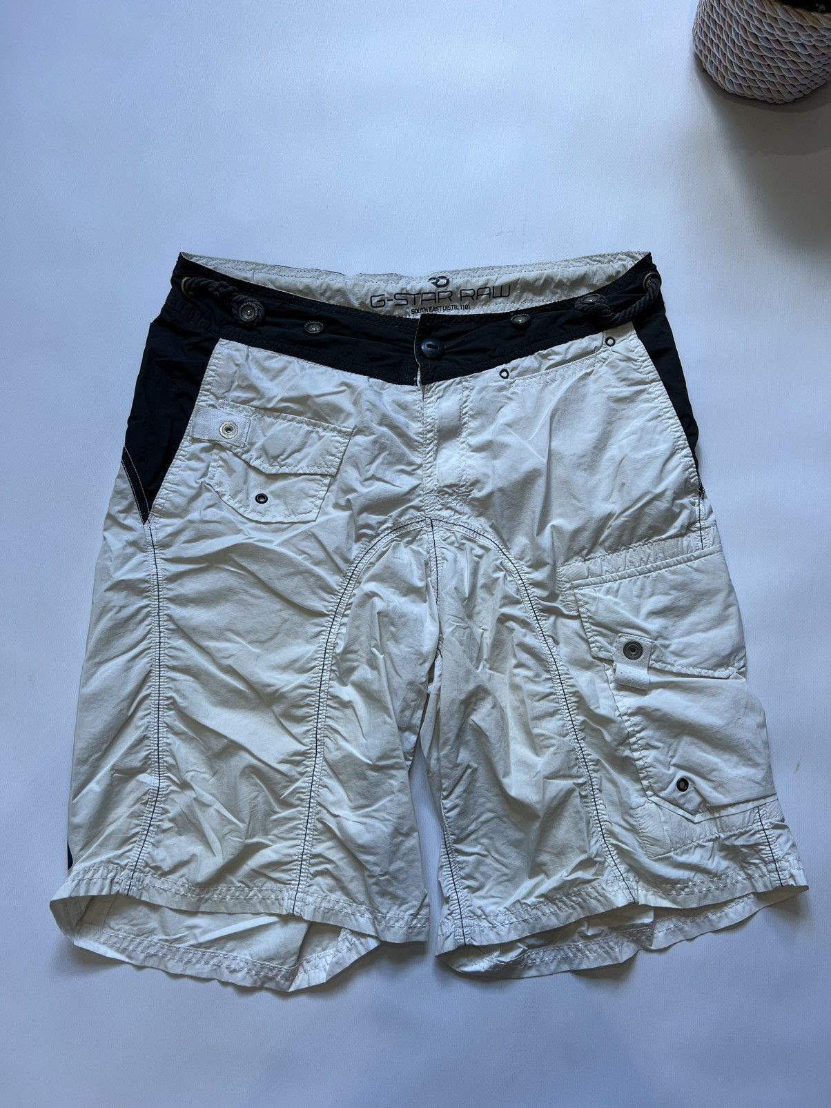 G-Star G star Raw White Nylon Shorts Basic Size US 30 / EU 46 - 2 Thumbnail