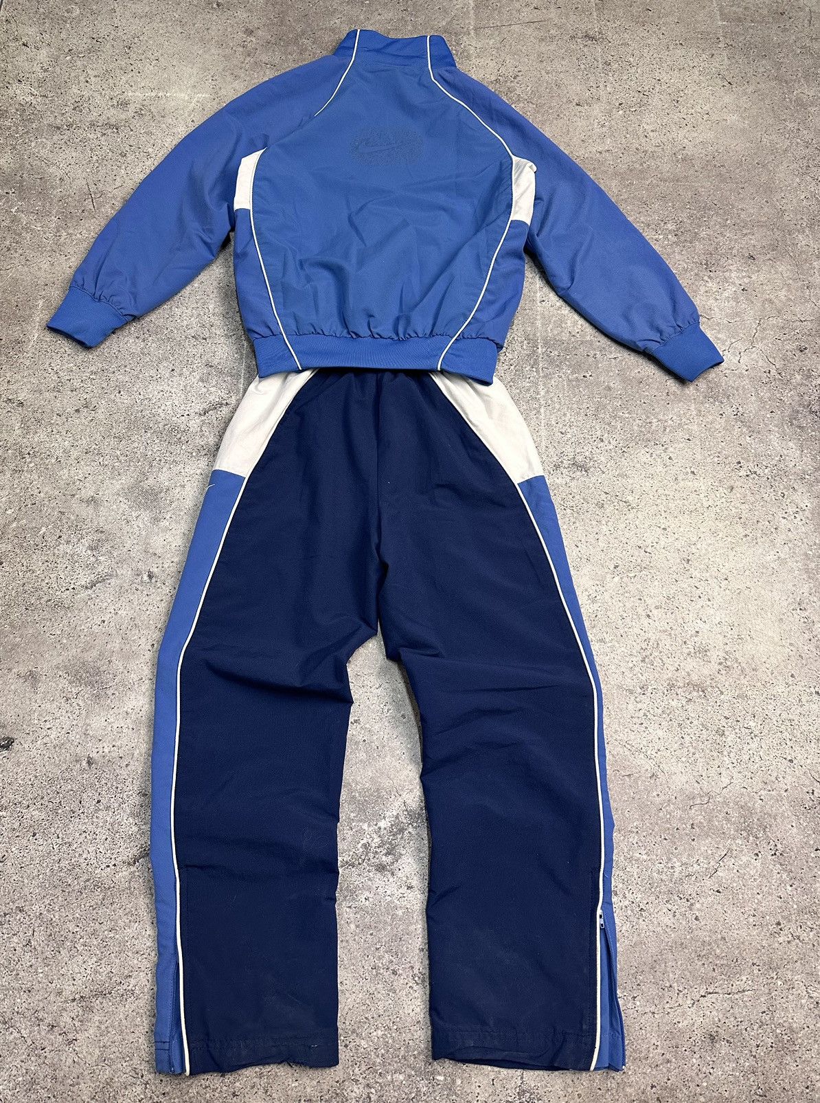 Nike Vintage Nike Track Suits kids Nylon Y2K 90s Size 10 years Size US XXS / EU 40 - 10 Thumbnail