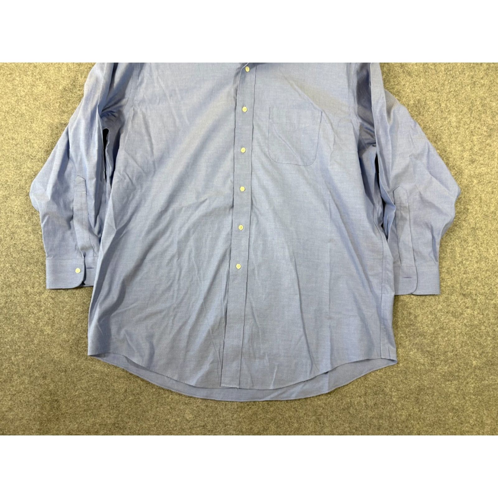 Brooks Brothers Brooks Brothers Dress Shirt Mens 17 1/2-33 Blue Stretch Madison Fit Non-Iron Shirt Regular Long Sleeve Blue Mens 17.5 53in Chest Non-Iron Size 48R - 4 Thumbnail