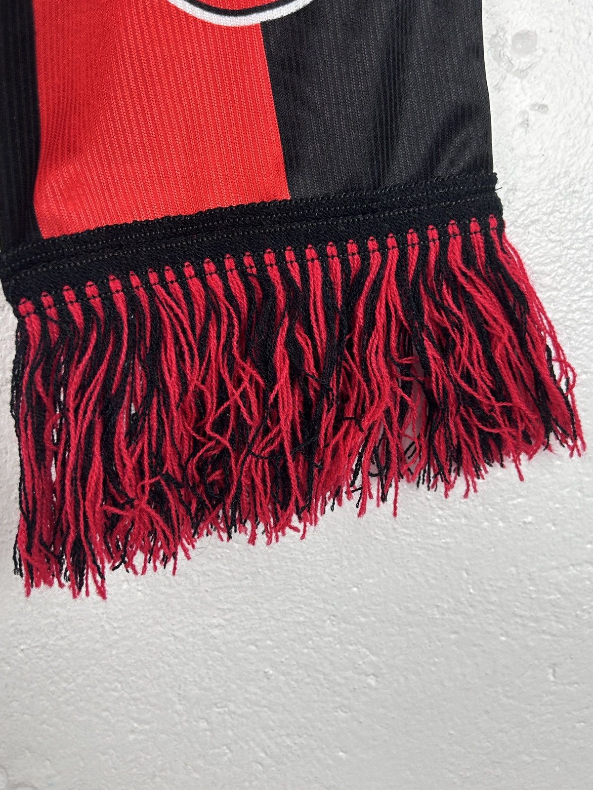 Vintage 90s Vintage AC Milan Polyester 3R Sport Scarf Size ONE SIZE - 5 Thumbnail