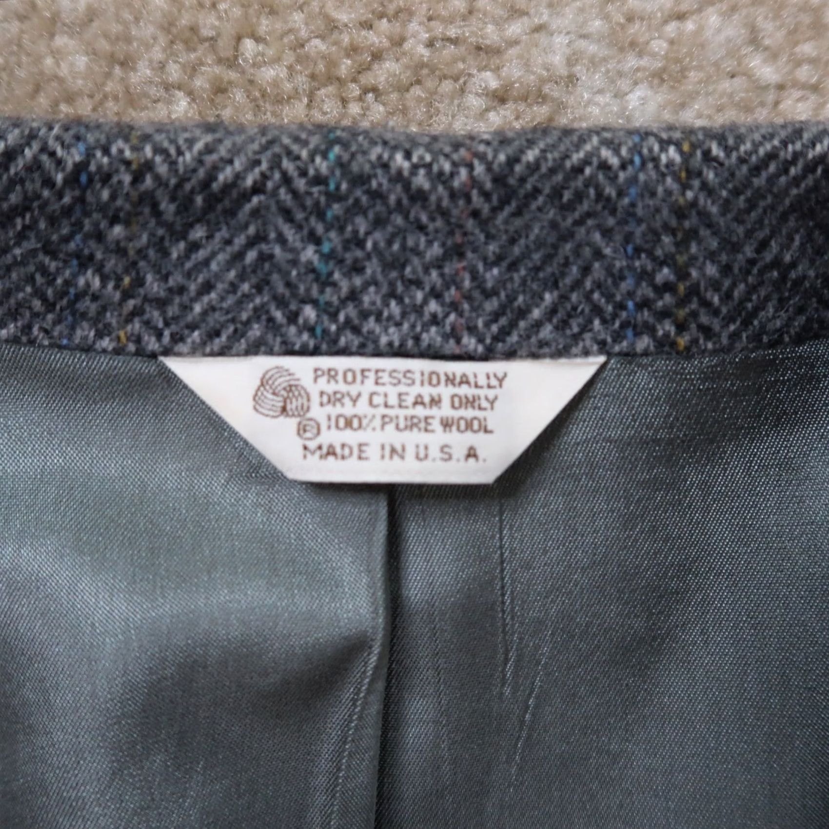 Vintage Heather and Tweed Blazer Jacket Men 44 Regular Gray 2 Button Single-Breasted Wool Tweed Vintage Jacket Blazer Mens Size 44R - 4 Thumbnail