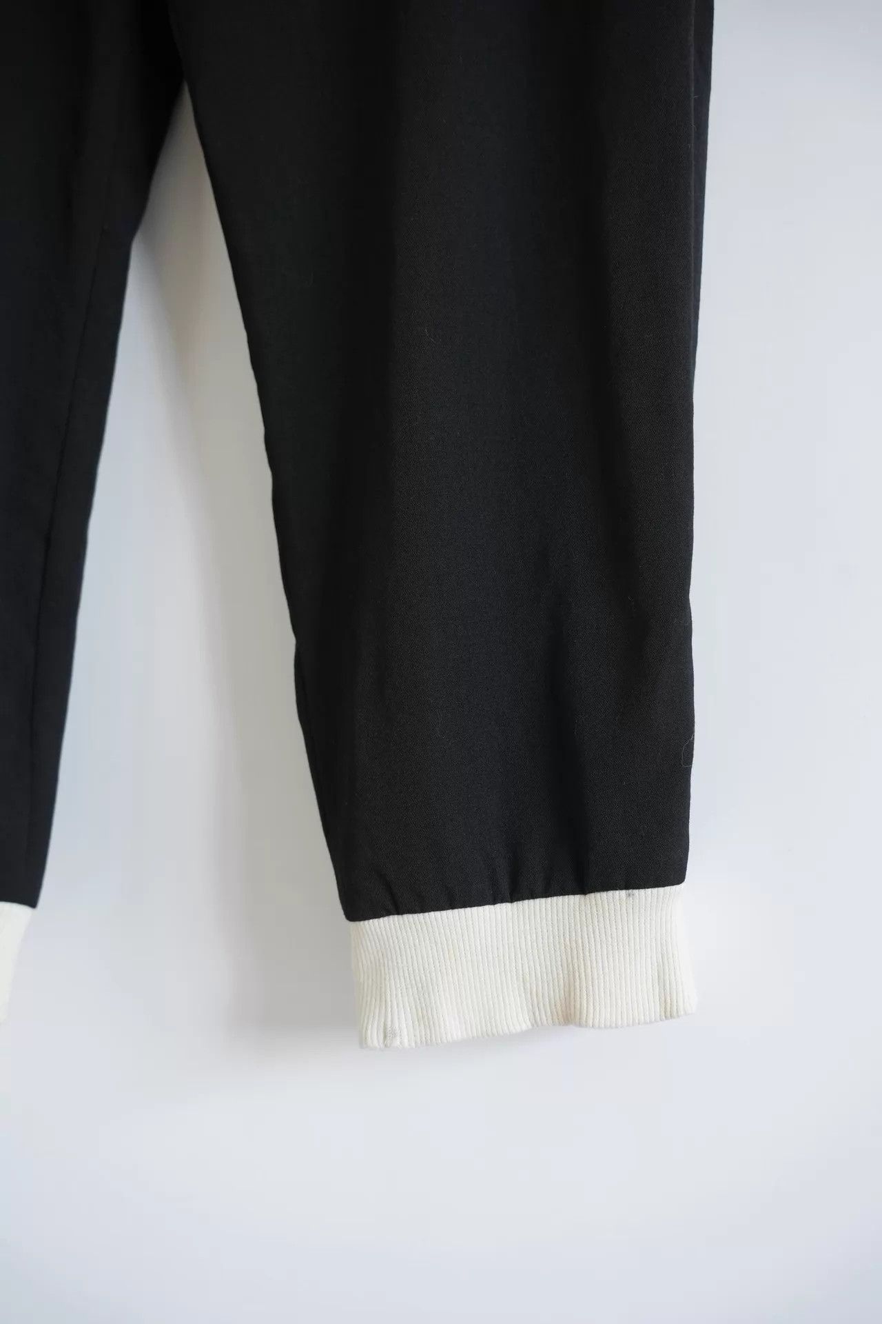 Yohji Yamamoto Yohji Yamamoto 09AW Beast White Buckle Wool Pants Size US 34 / EU 50 - 5 Thumbnail