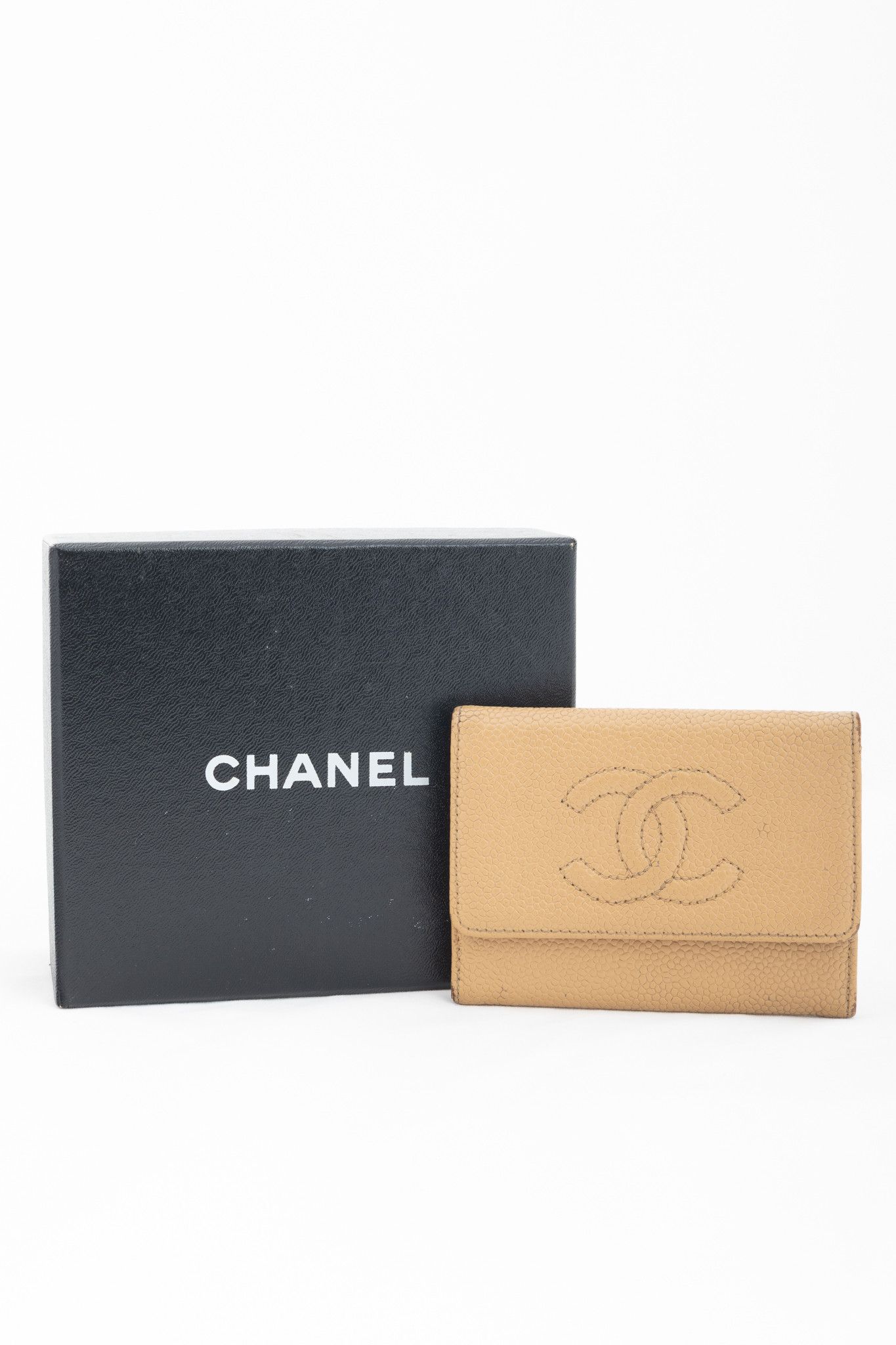 Chanel Chanel Tan Caviar Leather CC Card Holder Size ONE SIZE - 9 Thumbnail