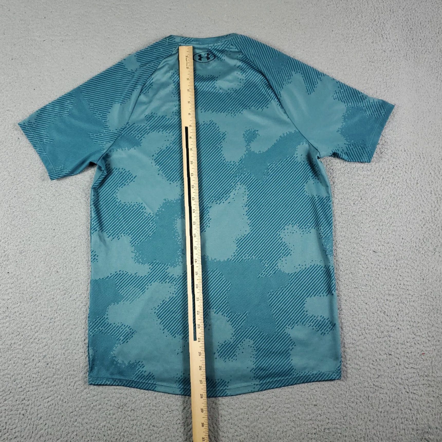 Under Armour Under Armour T Shirt Mens Small Blue Camouflage HeatGear Active Work Out Gym Size US S / EU 44-46 / 1 - 6 Thumbnail