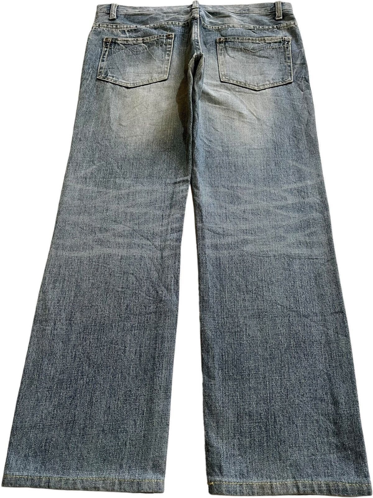 Japanese Brand × Jun Takahashi Vintage Japanese Junmen Faded Wash Distressed Jeans Size US 34 / EU 50 - 2 Thumbnail