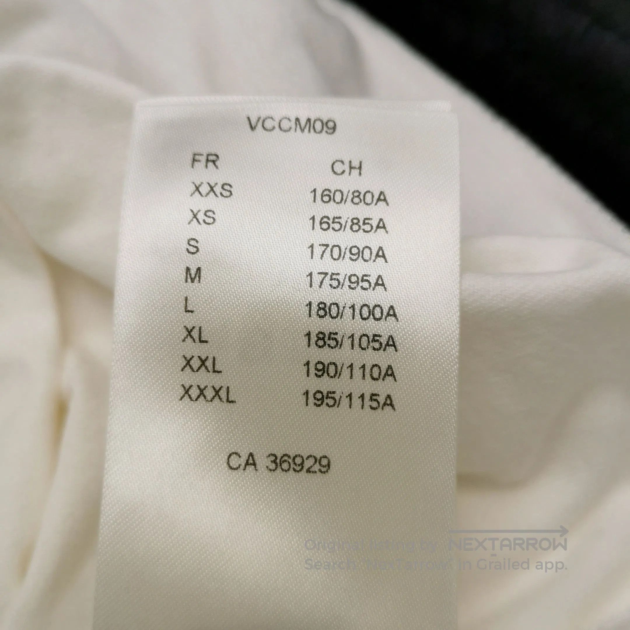 Louis Vuitton Louis Vuitton White Short. Size US M / EU 48-50 / 2 - 6 Thumbnail