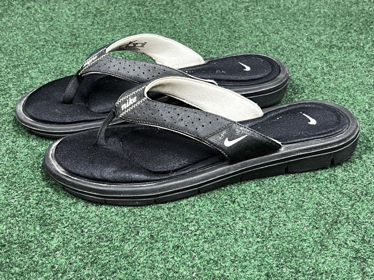 Nike sandals comfort footbed hotsell