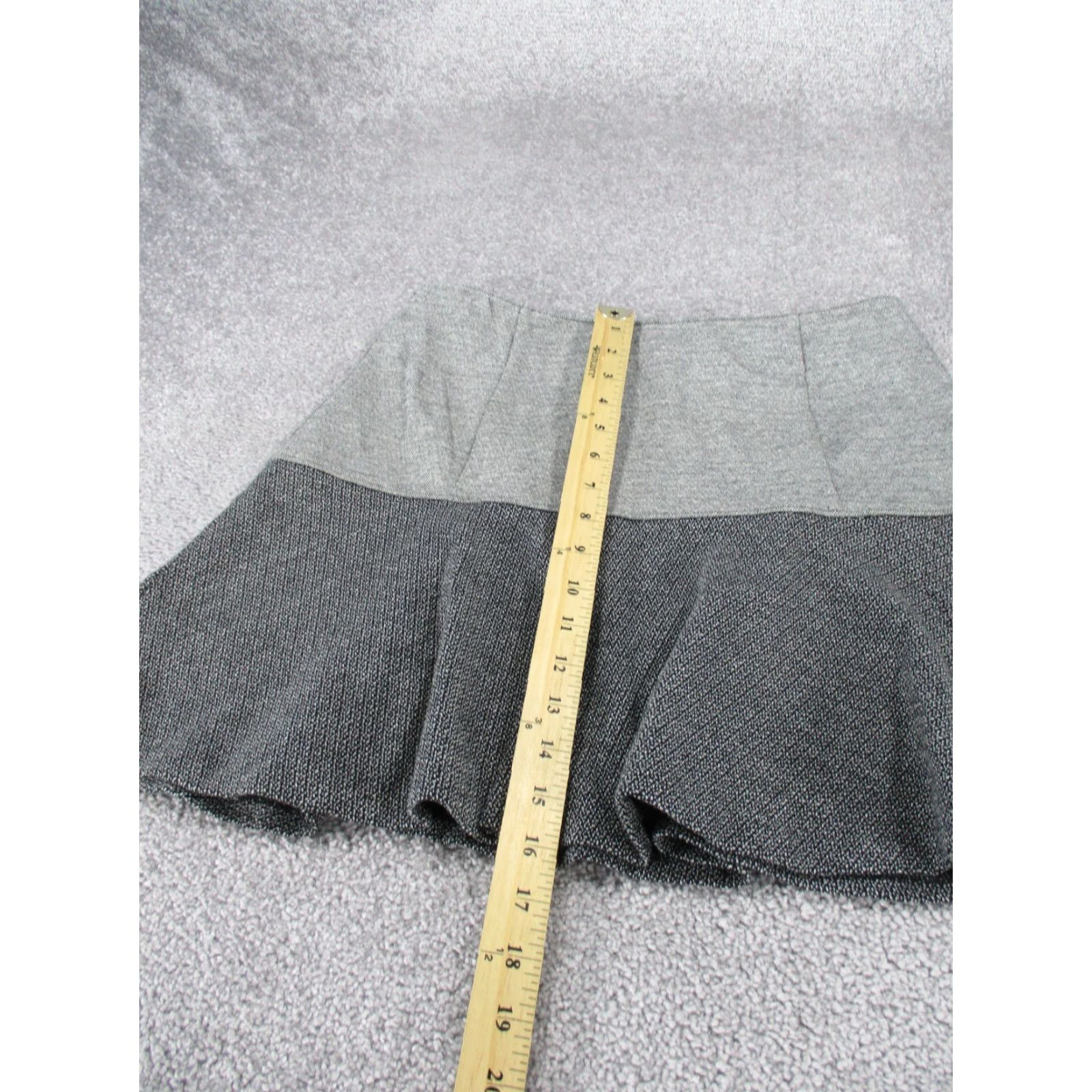 Theory Theory Skirt Womens 4 Gray Mini Flare Zip Cotton Blend Size 27" / US 4 / IT 40 - 2 Thumbnail