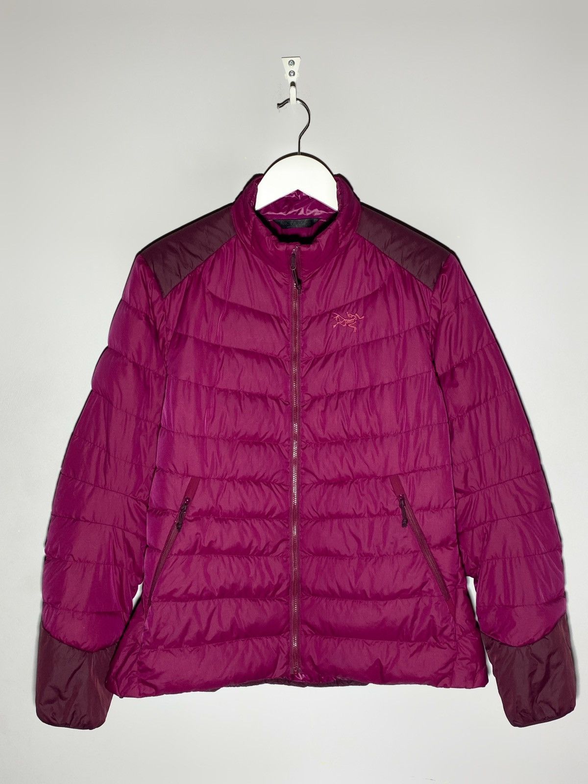 Arc'teryx Arcteryx Womens Cerium LT Pink Jacket Size M / US 6-8 / IT 42-44 - 1 Thumbnail