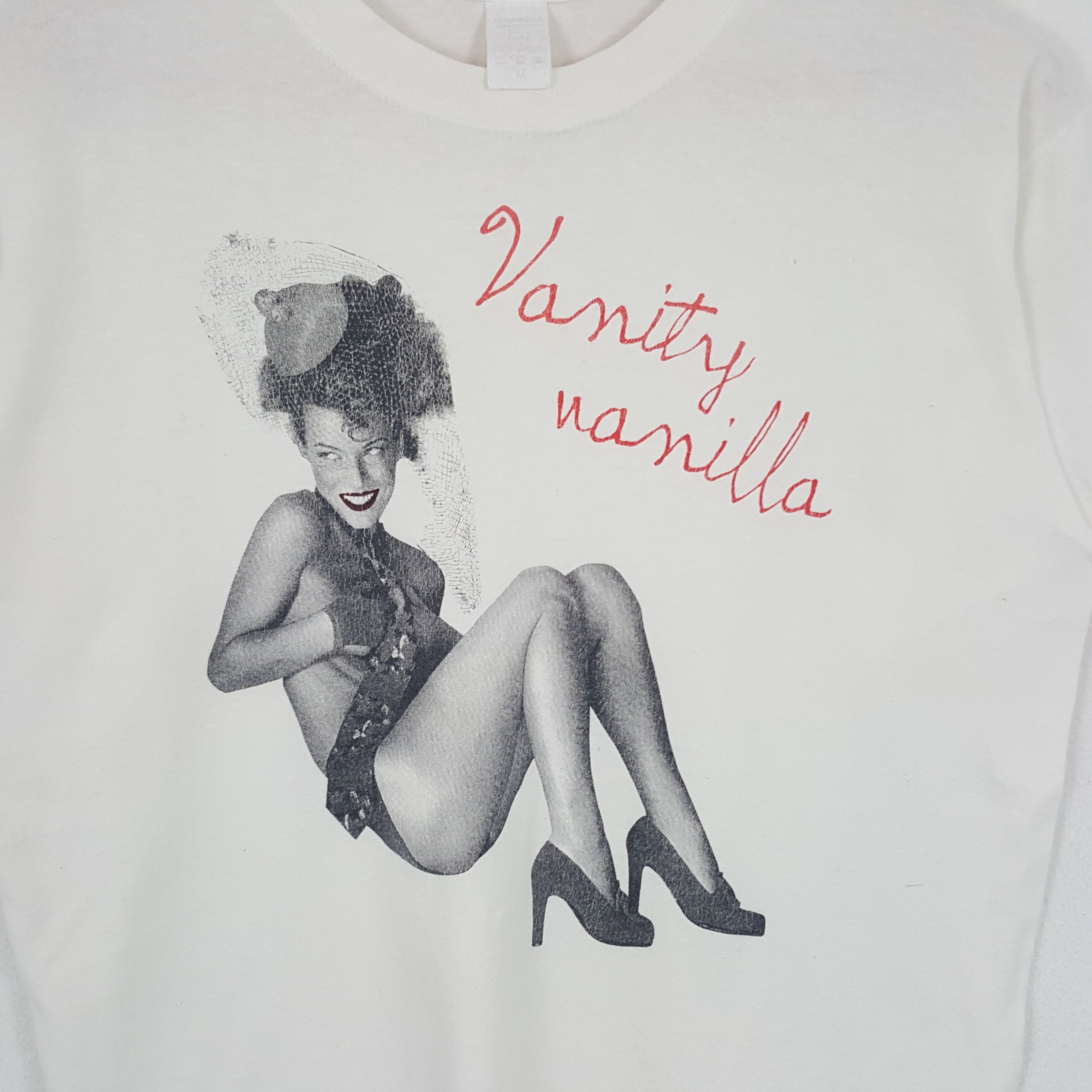 Vintage Vintage Vanity Vanilla American Naked Style Tshirt Size US M / EU 48-50 / 2 - 2 Thumbnail