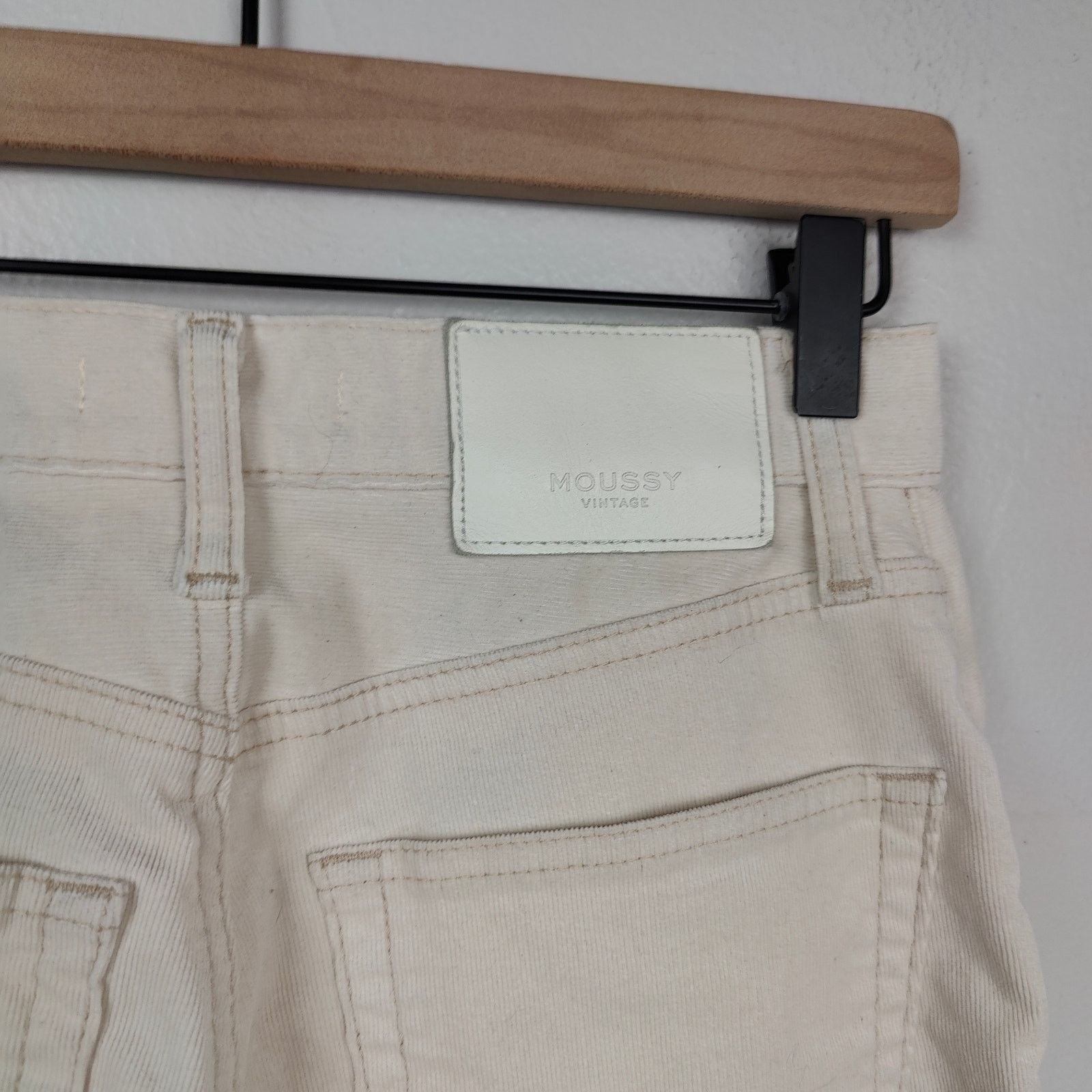 Other Moussy Vintage Corduroy Pants Womens 24 Cream Straight Leg Size 24" / US 00 / IT 34 - 6 Thumbnail
