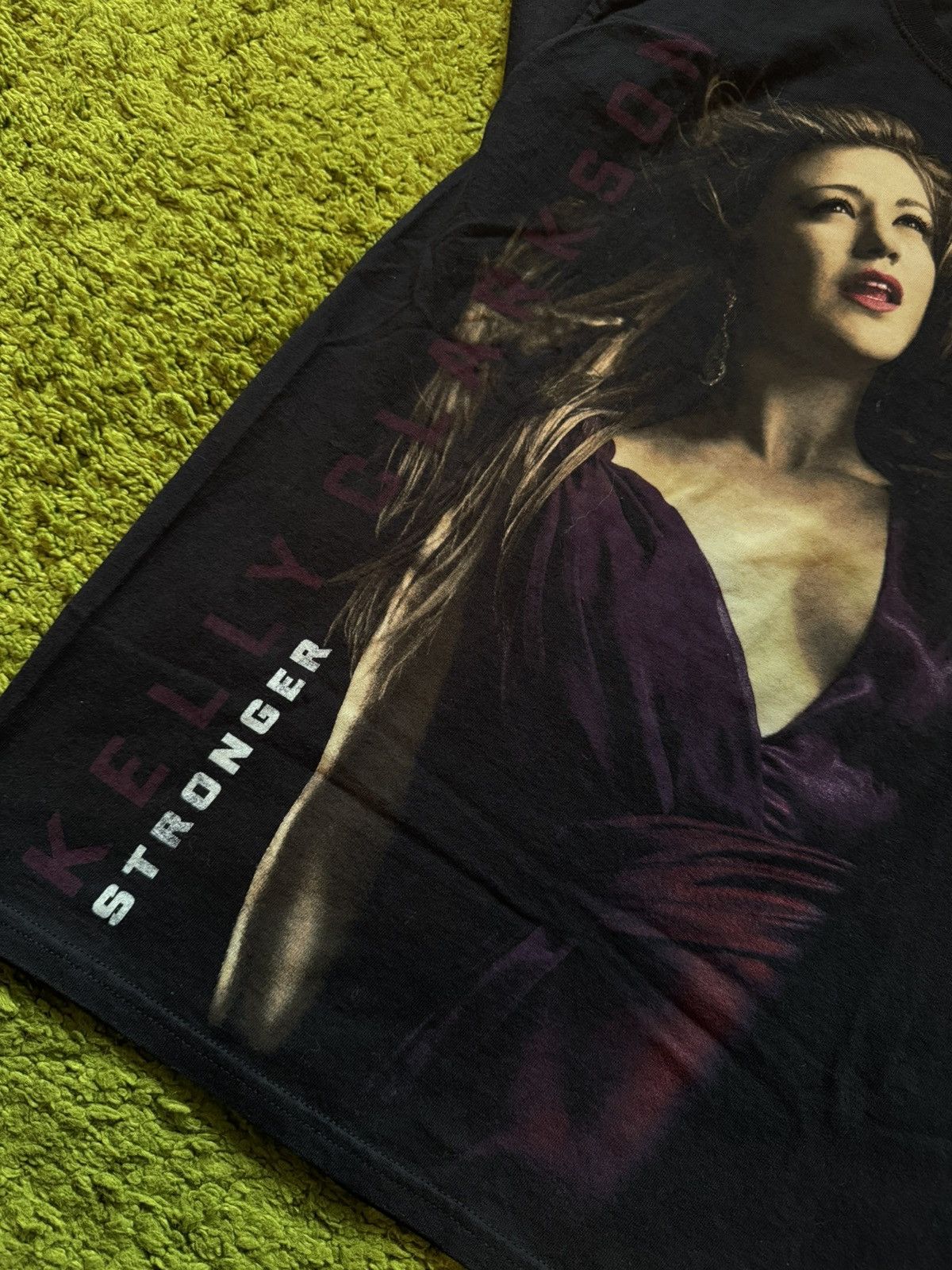 Band Tees Kelly Clarkson 2012 vintage official tour t-shirt Size US S / EU 44-46 / 1 - 2 Thumbnail