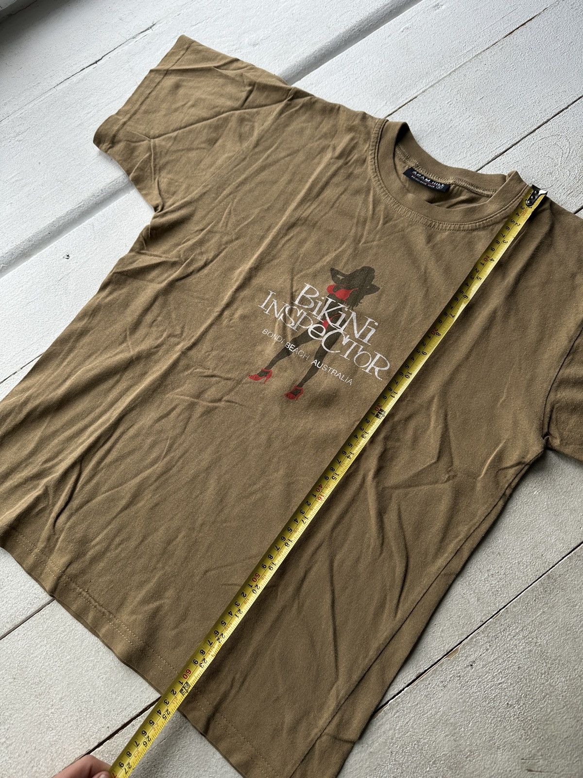 Vintage 🚨 VNTG BIKINI INSPECTOR SEXY 18+ Australia Tee Shirt Size US S / EU 44-46 / 1 - 17 Thumbnail