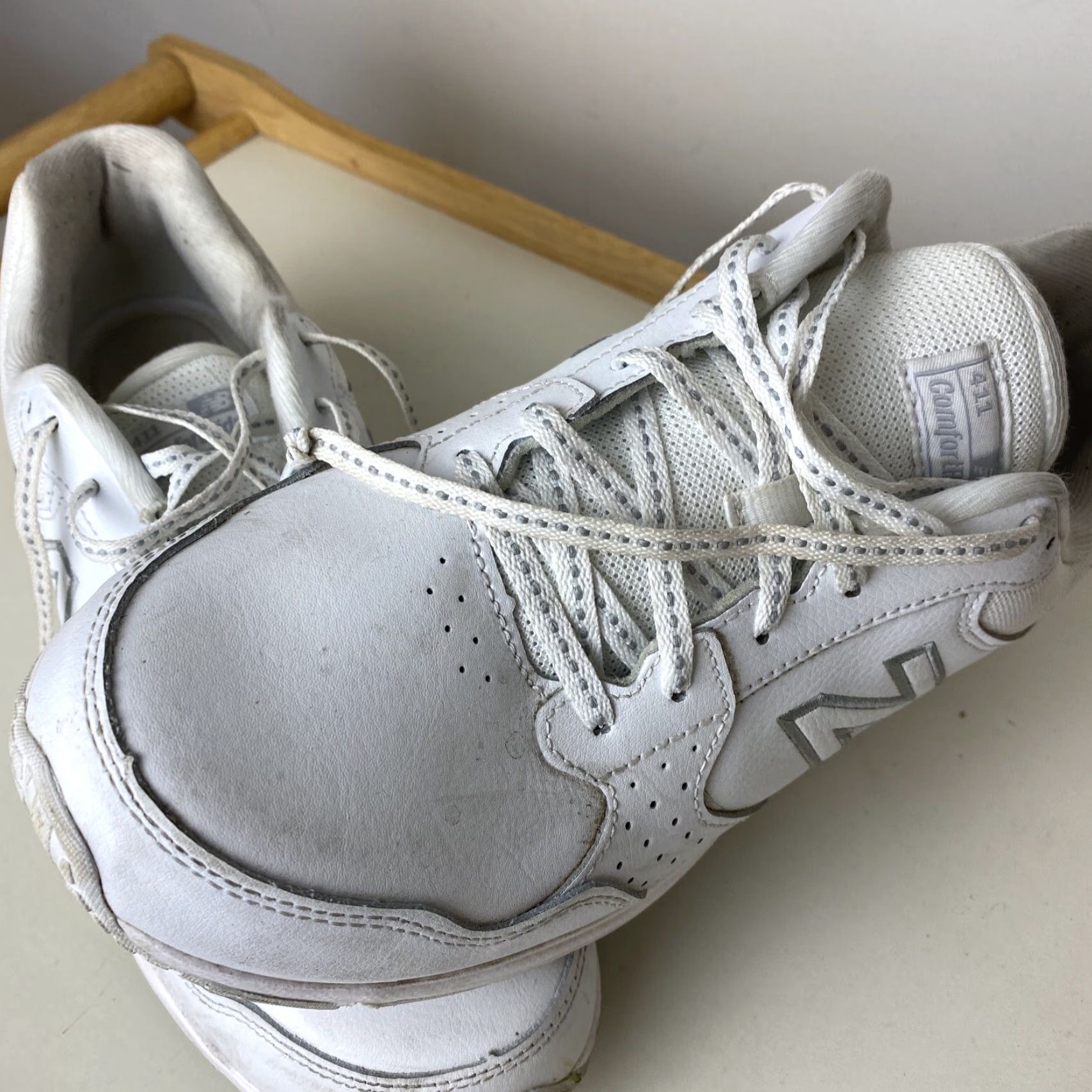New Balance New Balance Walking Shoes Womens Size 11 White S1 Sneaker Athletic Comfort Shoes B Width 411 Size US 9 / IT 39 - 7 Thumbnail