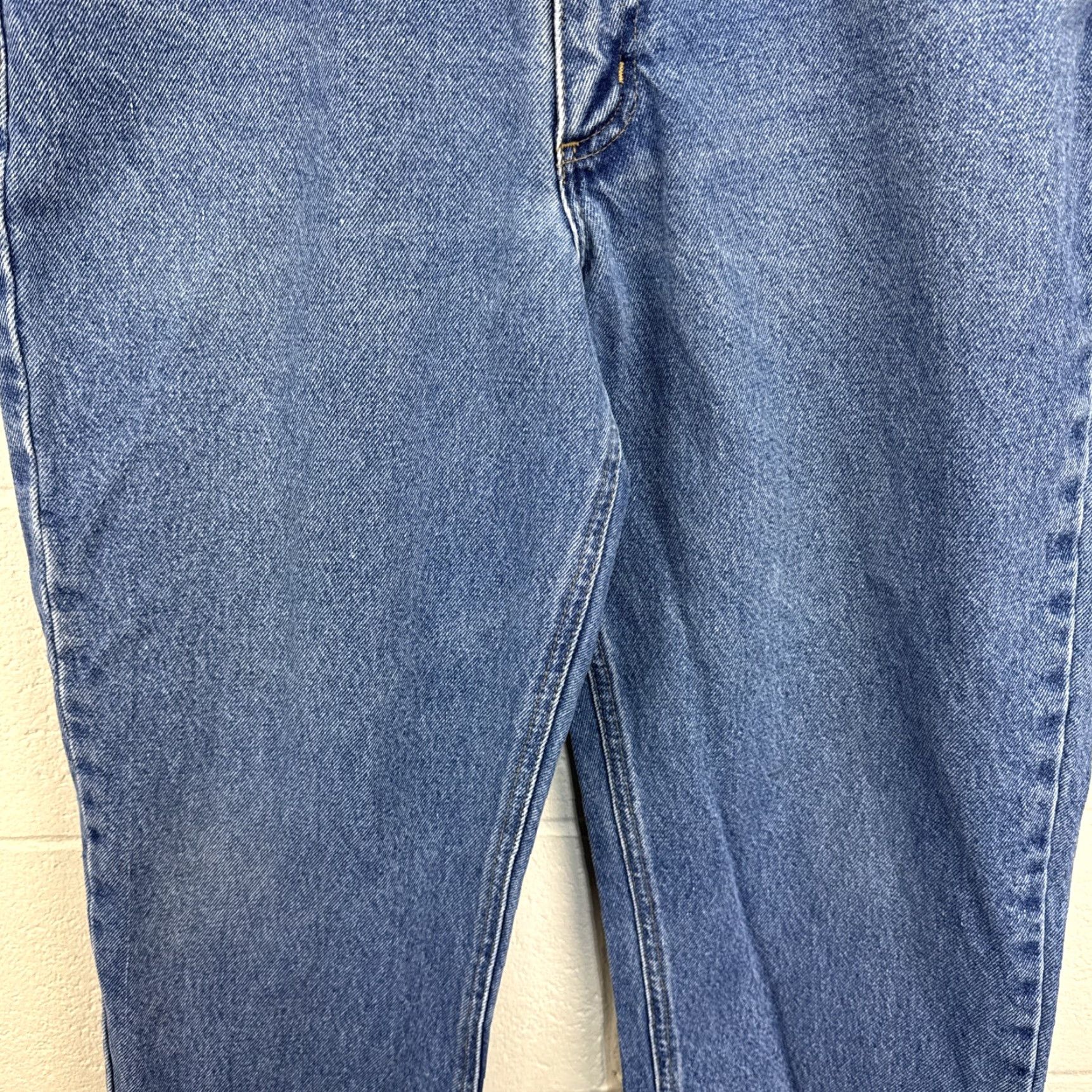 Carhartt Carhartt Denim Jeans Relaxed Fit Medium Wash 35x32 Men's Jeans Blue 5-Pocket Logo USA 90s Outdoor Classic Shirt? Size US 35 - 5 Thumbnail