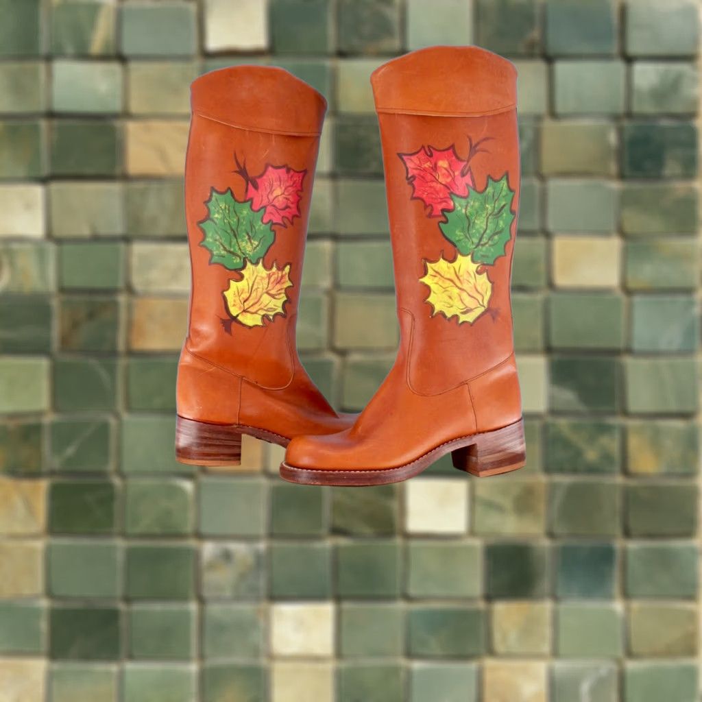 Vintage VINTAGE 70s Polly Crockett Brown Painted Leaf Campus Boots Womens Size 9 N 1970s Size US 9 / IT 39 - 1 Thumbnail
