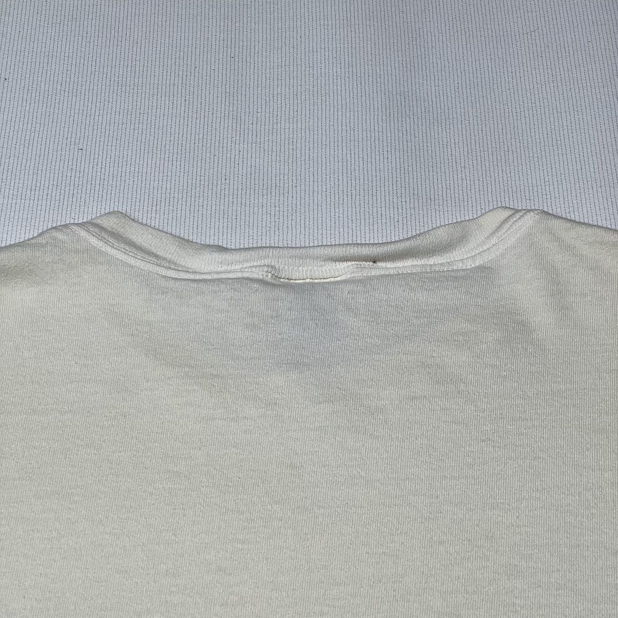 Nike × Vintage Nike Tee Shirt White 3D Logo Rubber Patch Swoosh 90s Size US L / EU 52-54 / 3 - 18 Thumbnail