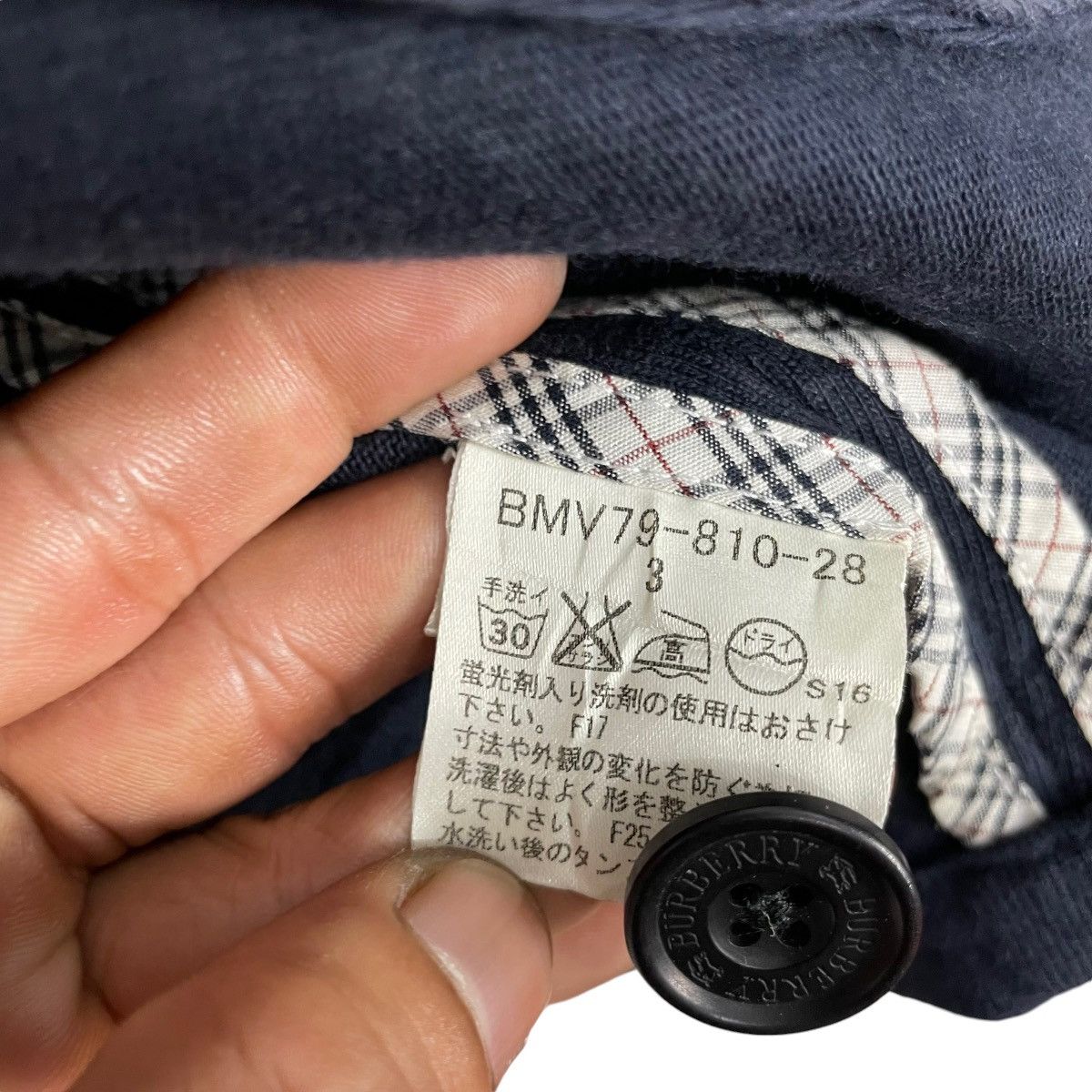 Burberry Vintage Burberry Black Label Jacket Navy Blue Button Up Size US M / EU 48-50 / 2 - 13 Thumbnail