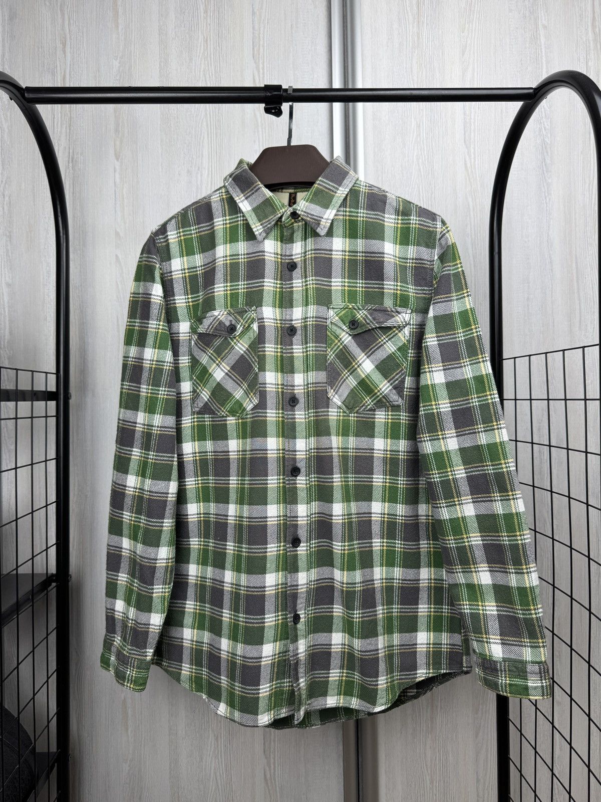 Nudie Jeans Nudie Jeans checkered green flannel long sleeve shirt Size US M / EU 48-50 / 2 - 1 Thumbnail