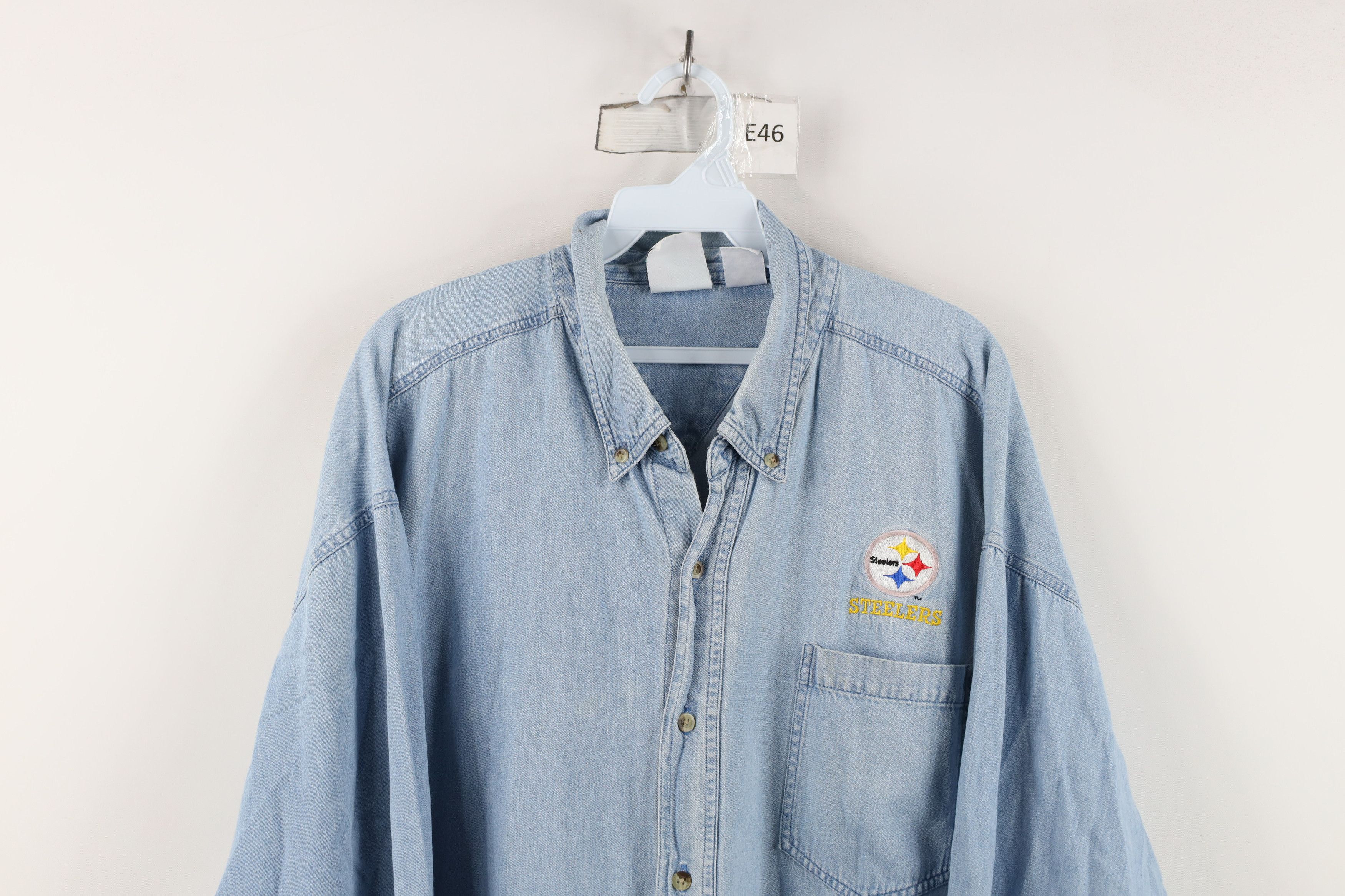 Vintage Vintage 90s Pittsburgh Steelers Football Denim Button Shirt Size US XL / EU 56 / 4 - 2 Thumbnail