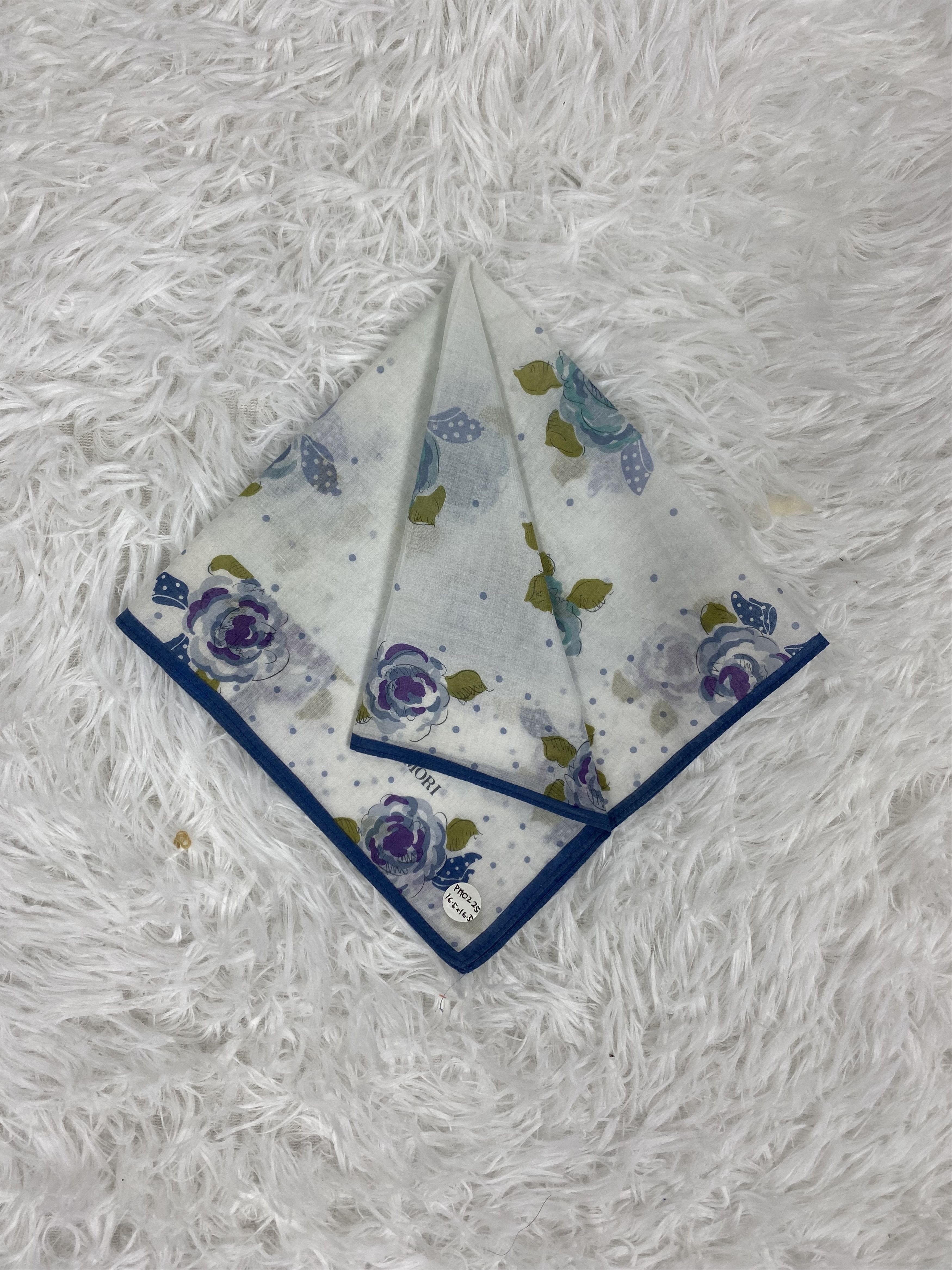 Hanae Mori × Vintage Vintage Hanae Mori Handkerchief Neckerchief PH0225 Size ONE SIZE - 1 Thumbnail