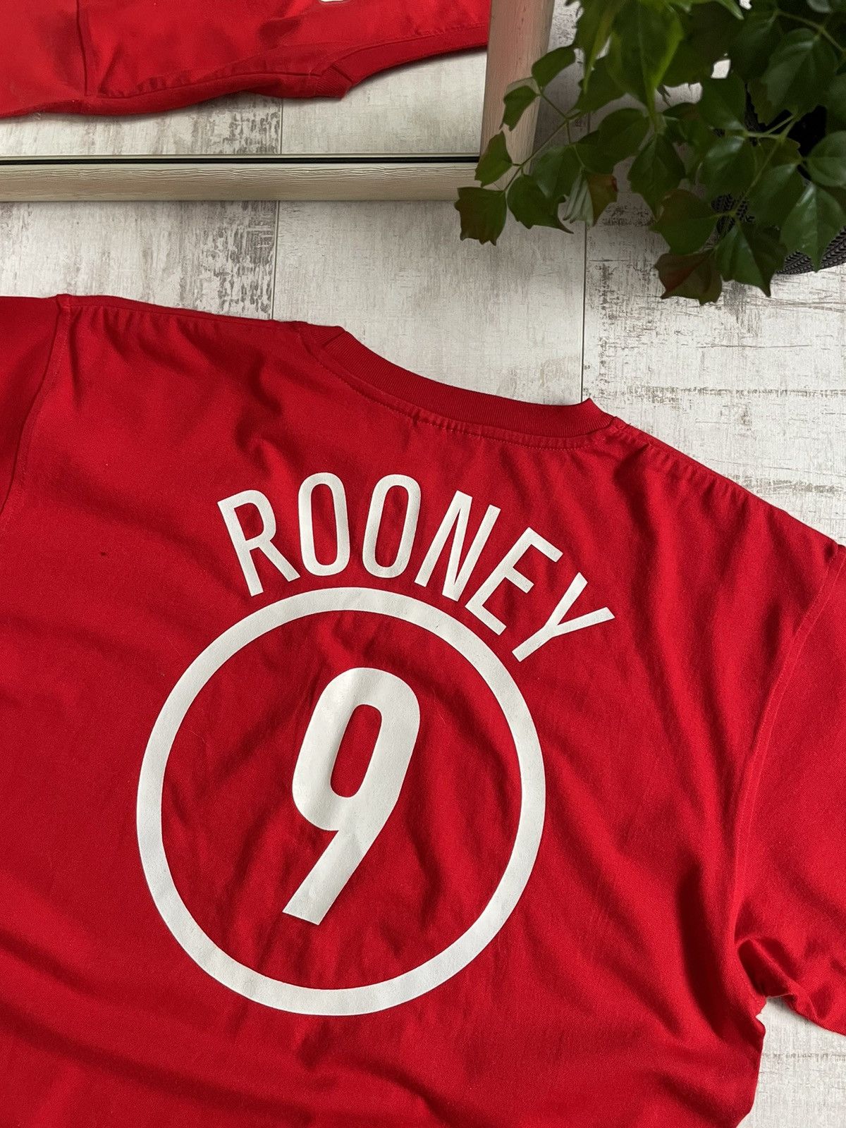 Nike × Vintage Nike Vintage Manchester United #9 Rooney Football T Shirt Size US L / EU 52-54 / 3 - 6 Thumbnail