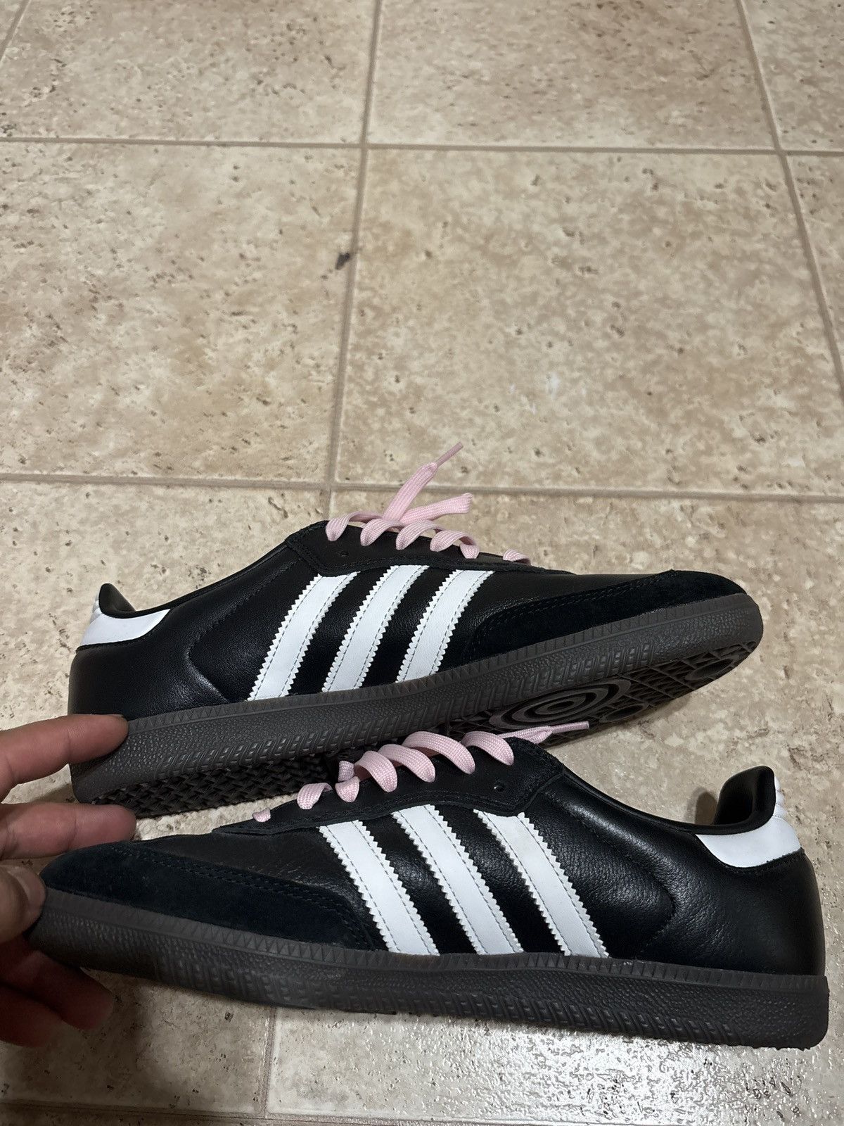 Adidas Adidas Sambas Size US 9 / EU 42 - 5 Thumbnail