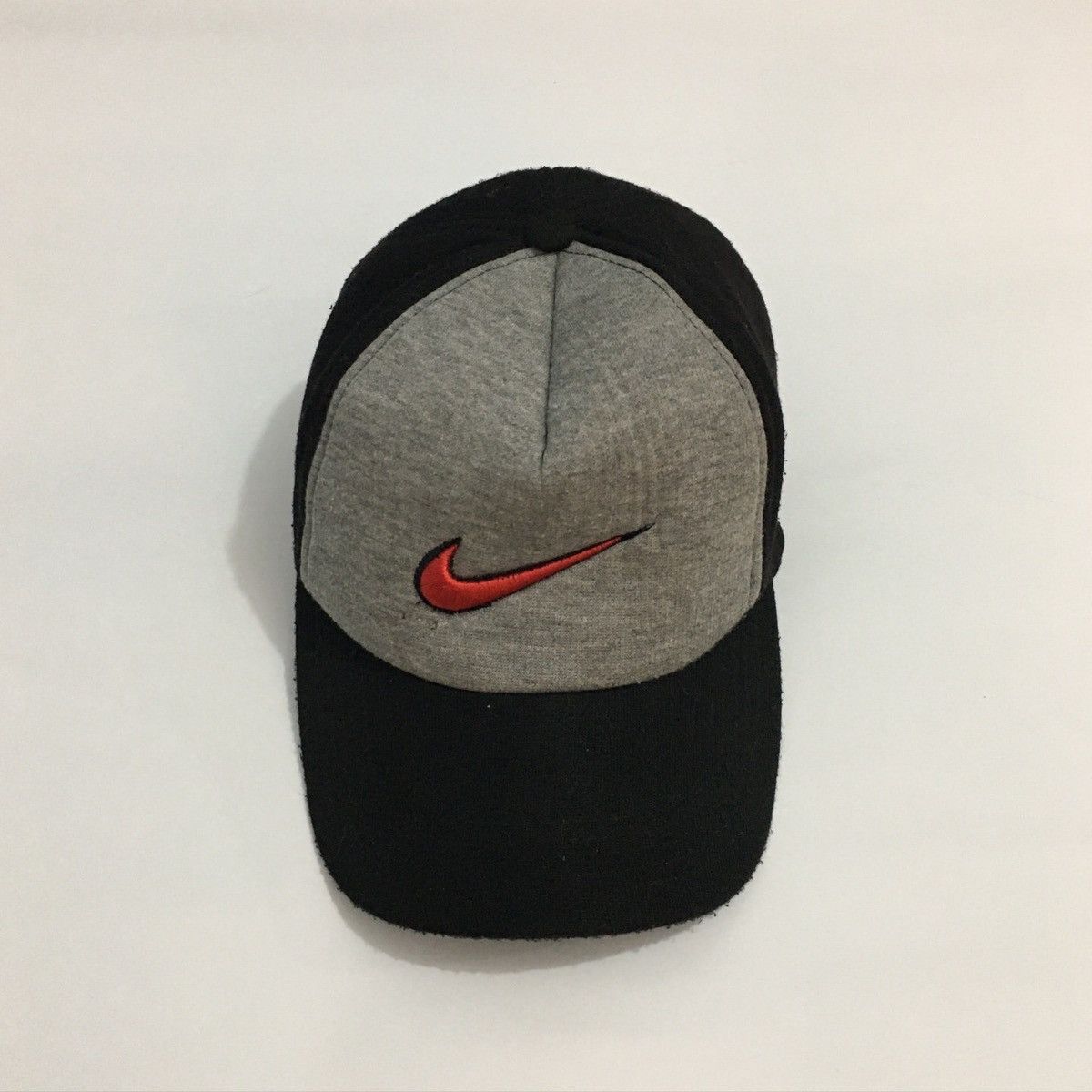 Nike Vintage Nike Swoosh Fitted Hat Size ONE SIZE - 2 Thumbnail