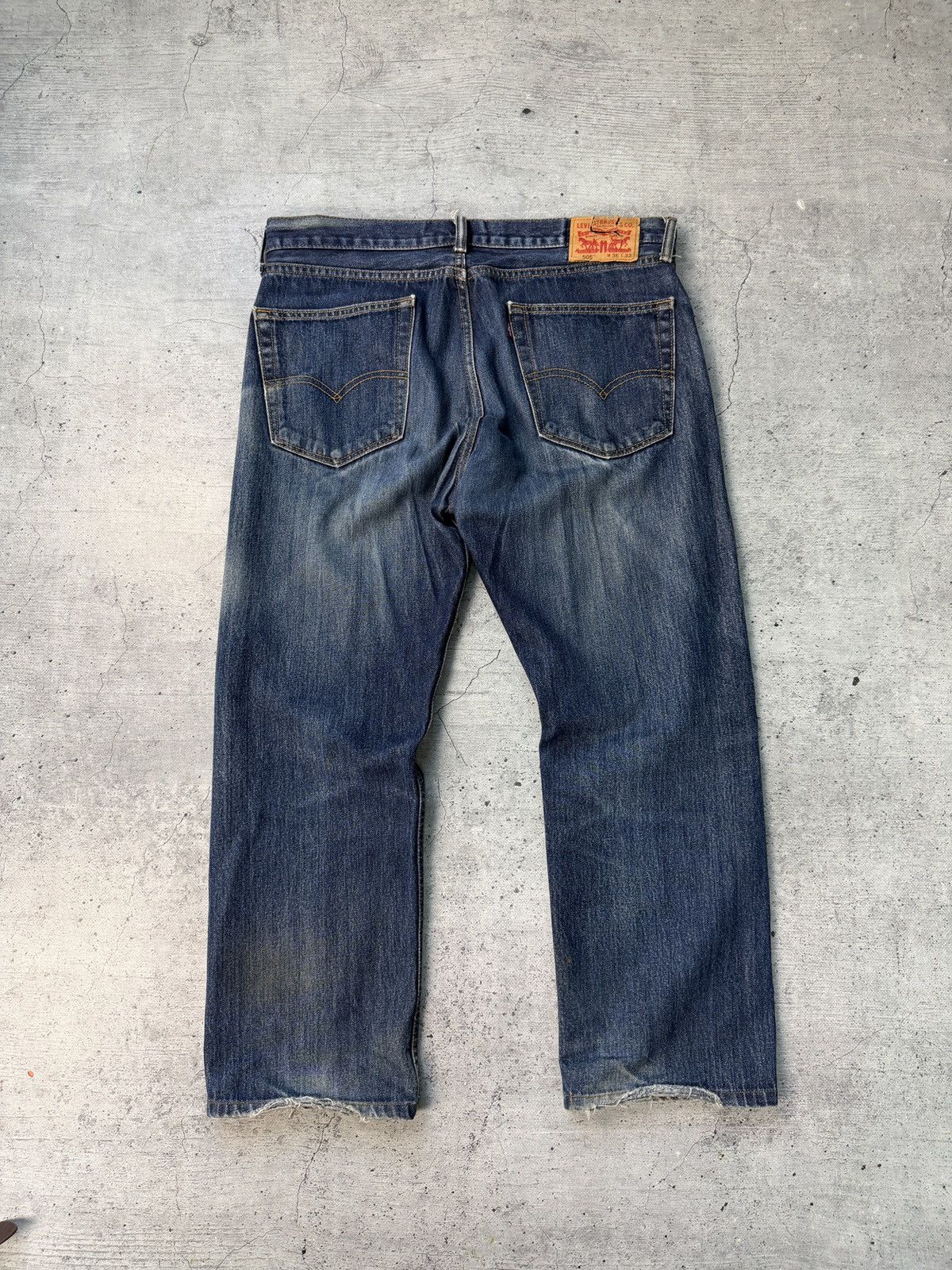 Levi's Vintage Levi's Jeans 505 Faded Blue Straight Leg Denim 36x32 Size US 36 / EU 52 - 1 Thumbnail