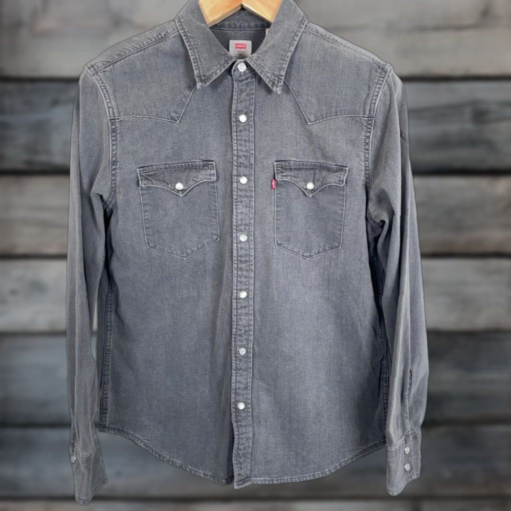 Levi's Levi's Denim Western Shirt Men Medium Gray Pearl Snap Buttons Casual Workwear 90s Grunge Western Button-Up Regular Fit Size US M / EU 48-50 / 2 - 1 Thumbnail
