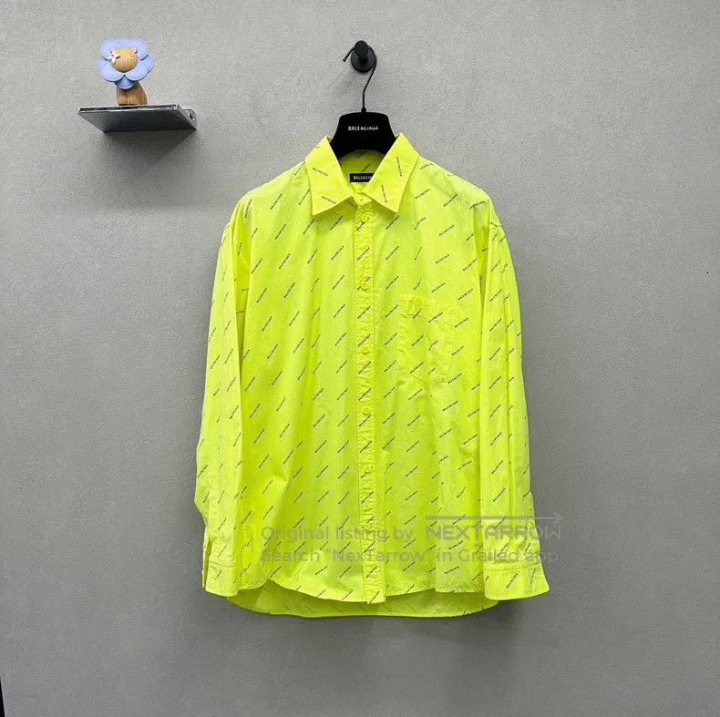 Balenciaga Balenciaga Fluorescent Yellow Long Sleeve Shirt Size XS / US 0-2 / IT 36-38 - 1 Thumbnail