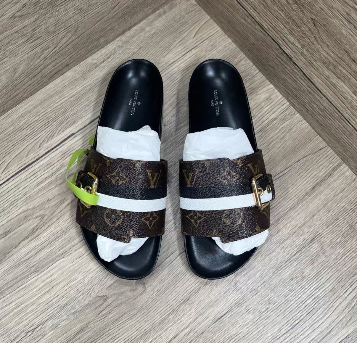 Louis Vuitton Louis Vuitton Bom Dia Brown All-over Print Slides J41 Size US 6.5 / IT 36.5 - 2 Thumbnail