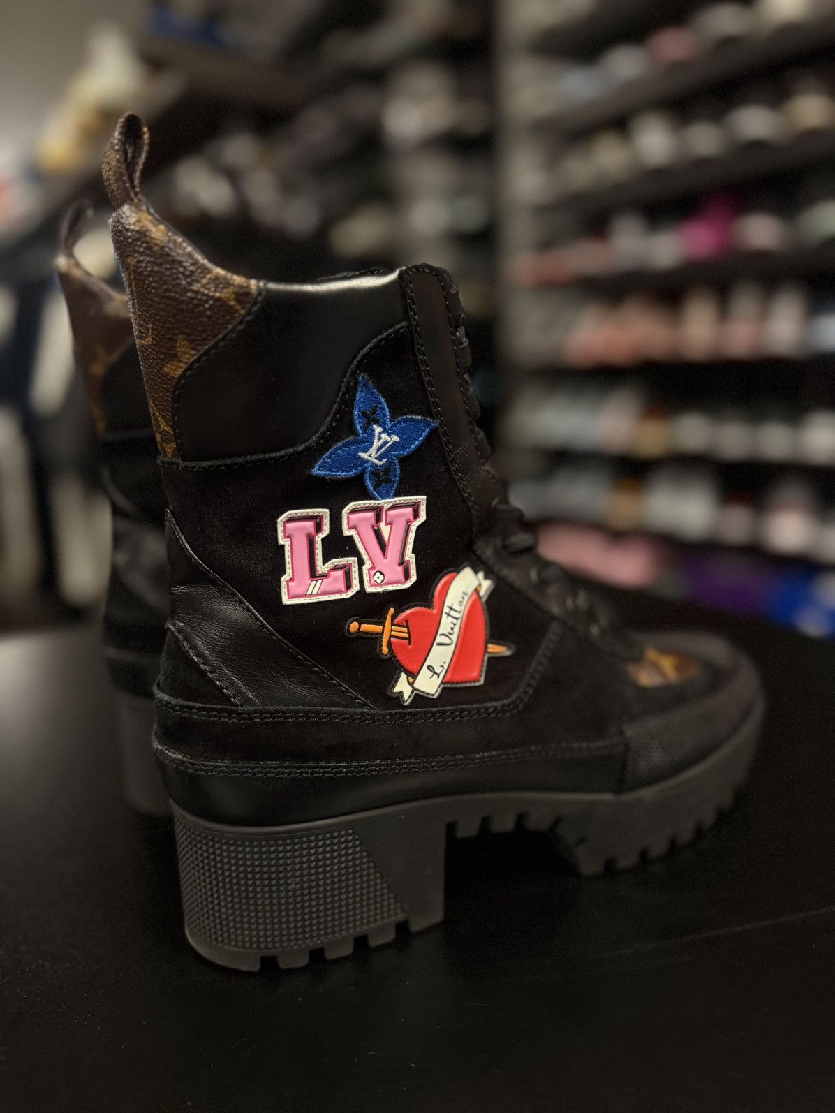 Louis Vuitton Louis Vuitton Limited Women’s Boots Wolrd Tour 38.5LV/8.5W Size US 8.5 / IT 38.5 - 3 Thumbnail